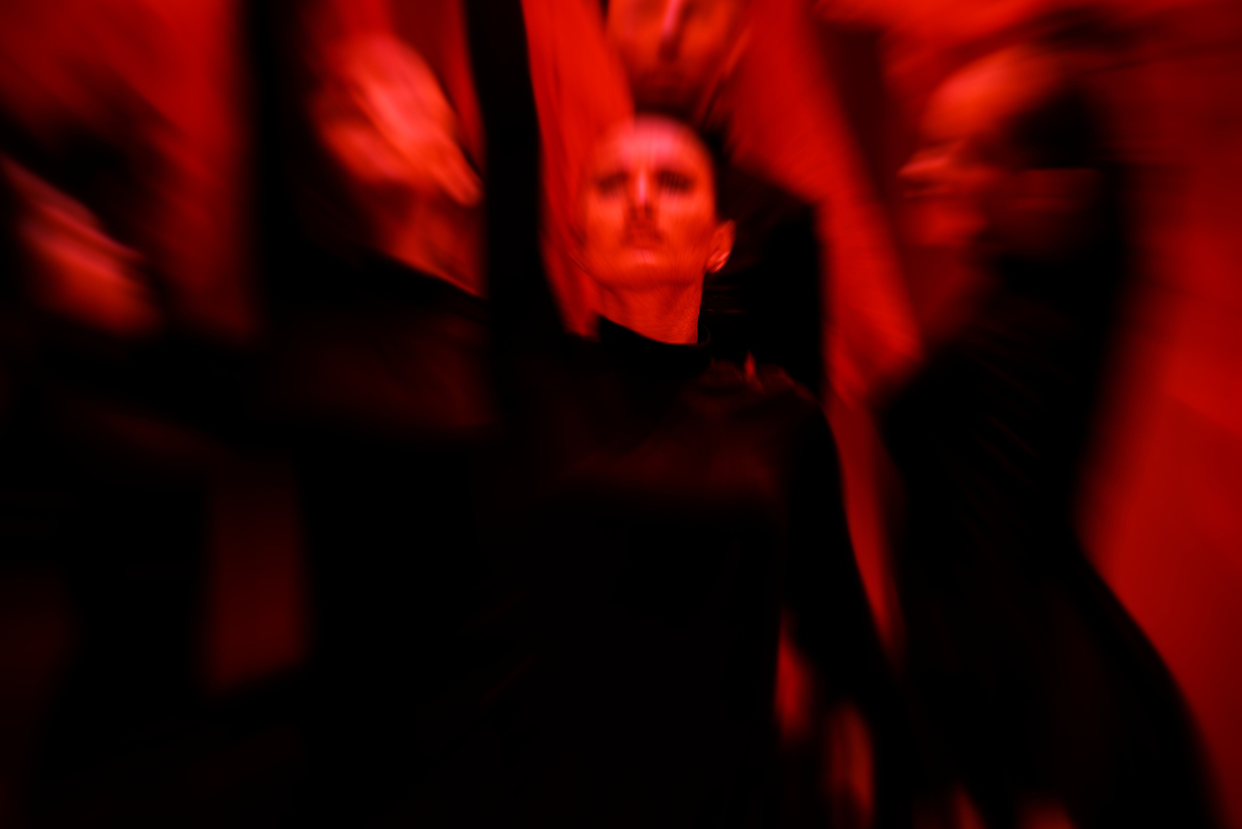 «RED NOISE» v1.1. Концертный и портретный фотограф в Москве, Рамиль Газизов