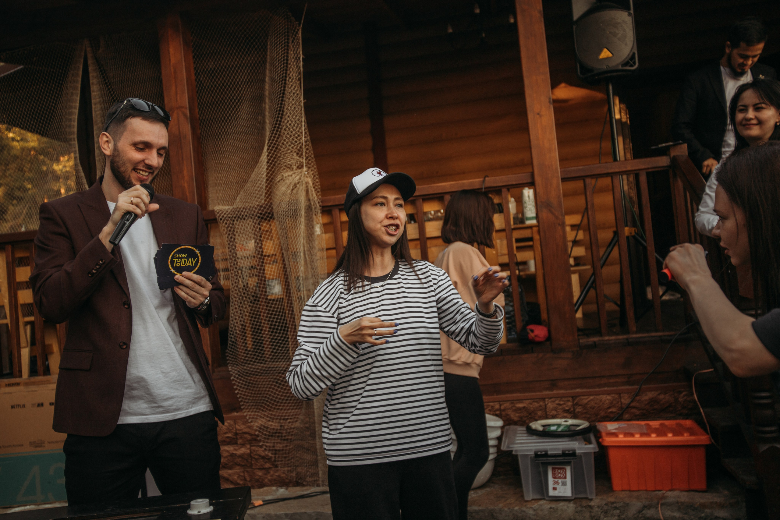 Корпоратив Muza_Arts. Венера Гайн. Репортажный фотограф  Тюмень. Обучение фотографии с 0