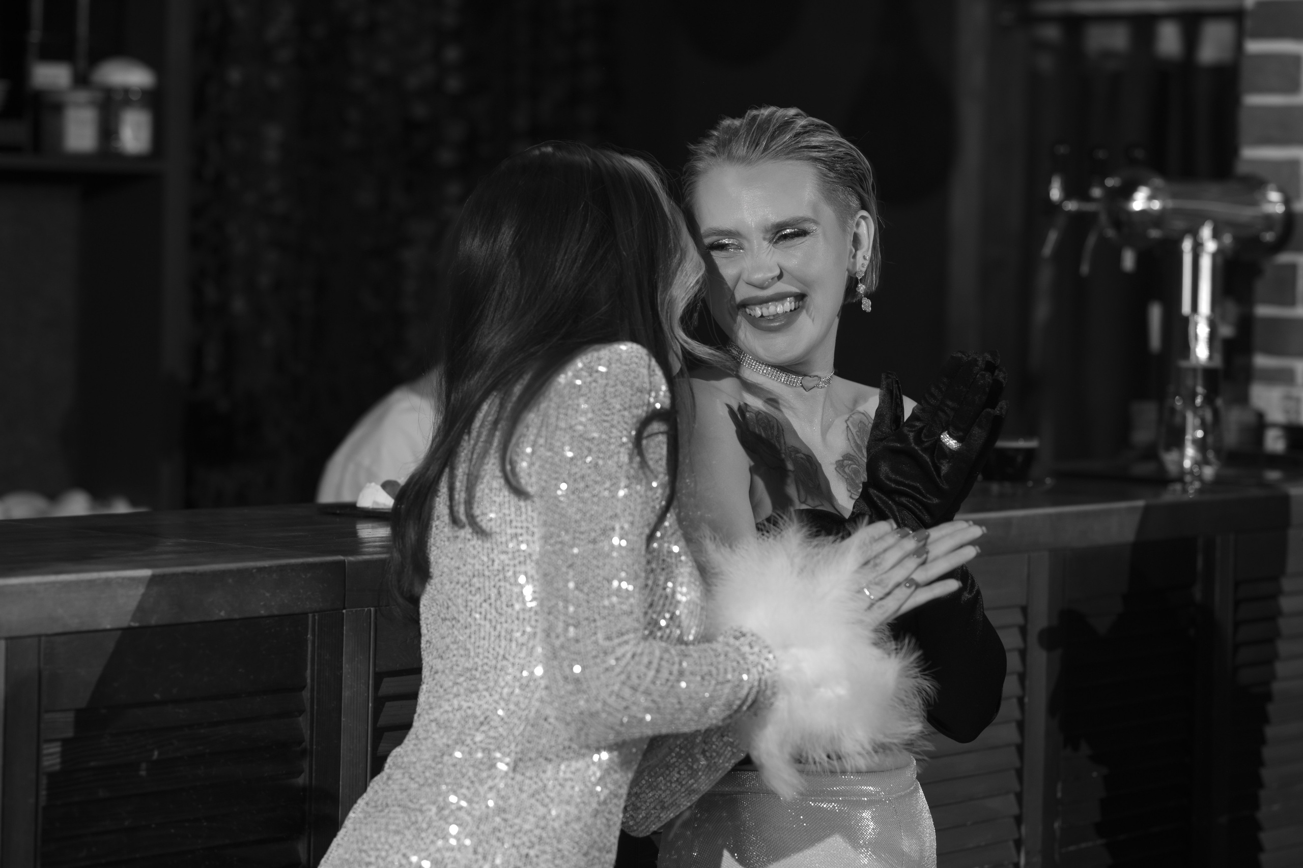 День рождения Томы — Let`s Talk Bar. Свадебный фотограф Екатеринбург/Челябинск — Любовь Волохова