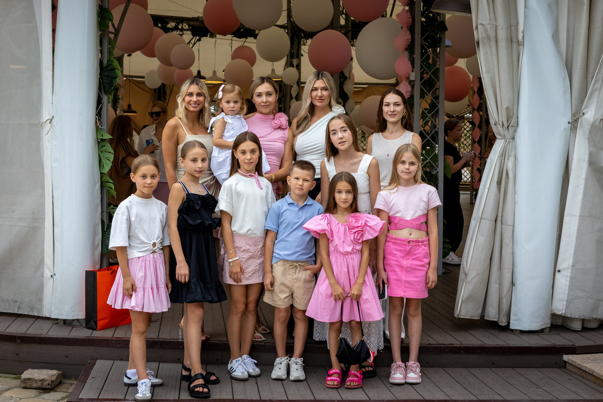 День Рождения в ресторане «Ностальгия». Фотограф в Оренбурге. Профессиональный фотограф