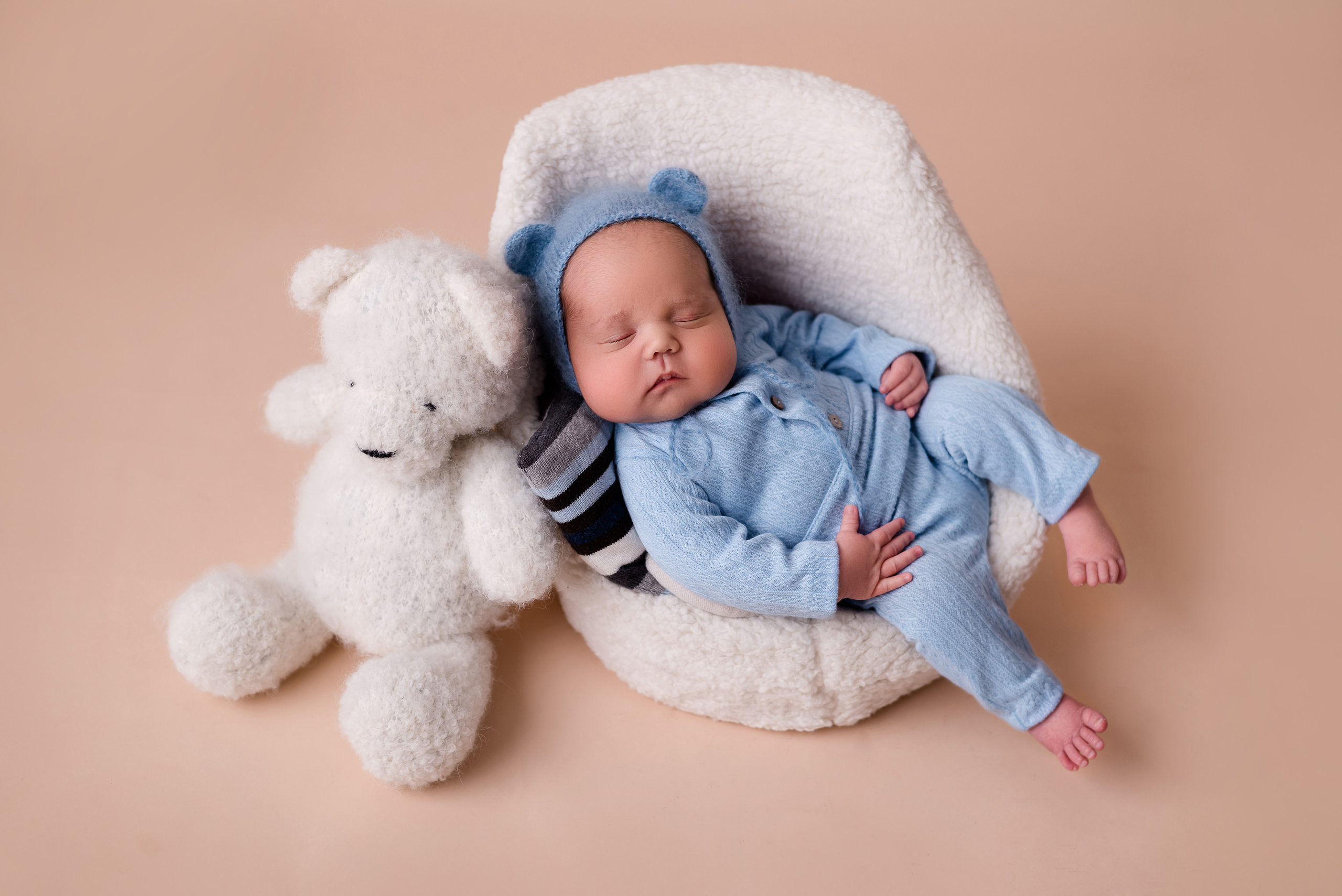 Новорождённые. Фотограф новорождённых в Уфе Елена Кириллова