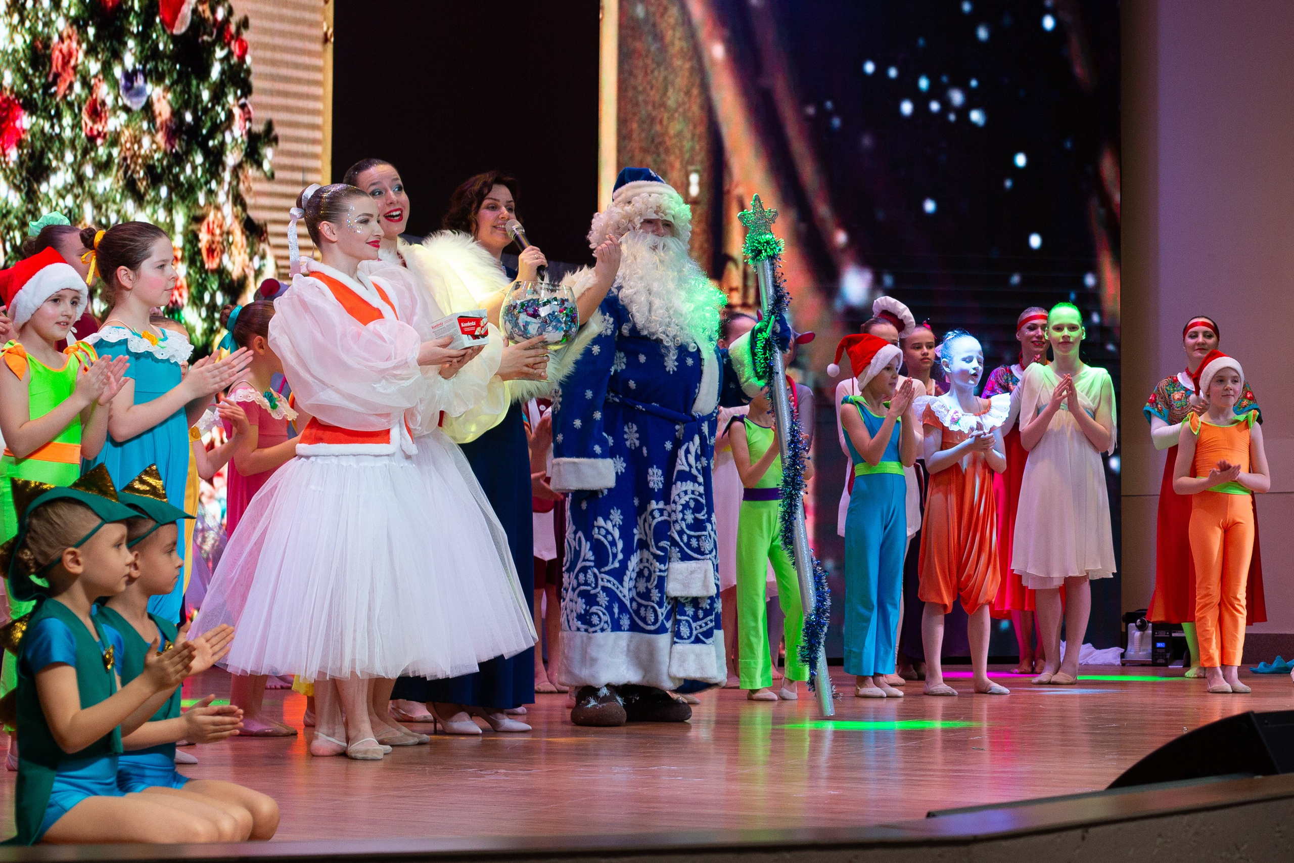 Танцевальный спектакль. Фотограф в Новосибирске Краснова Евгения