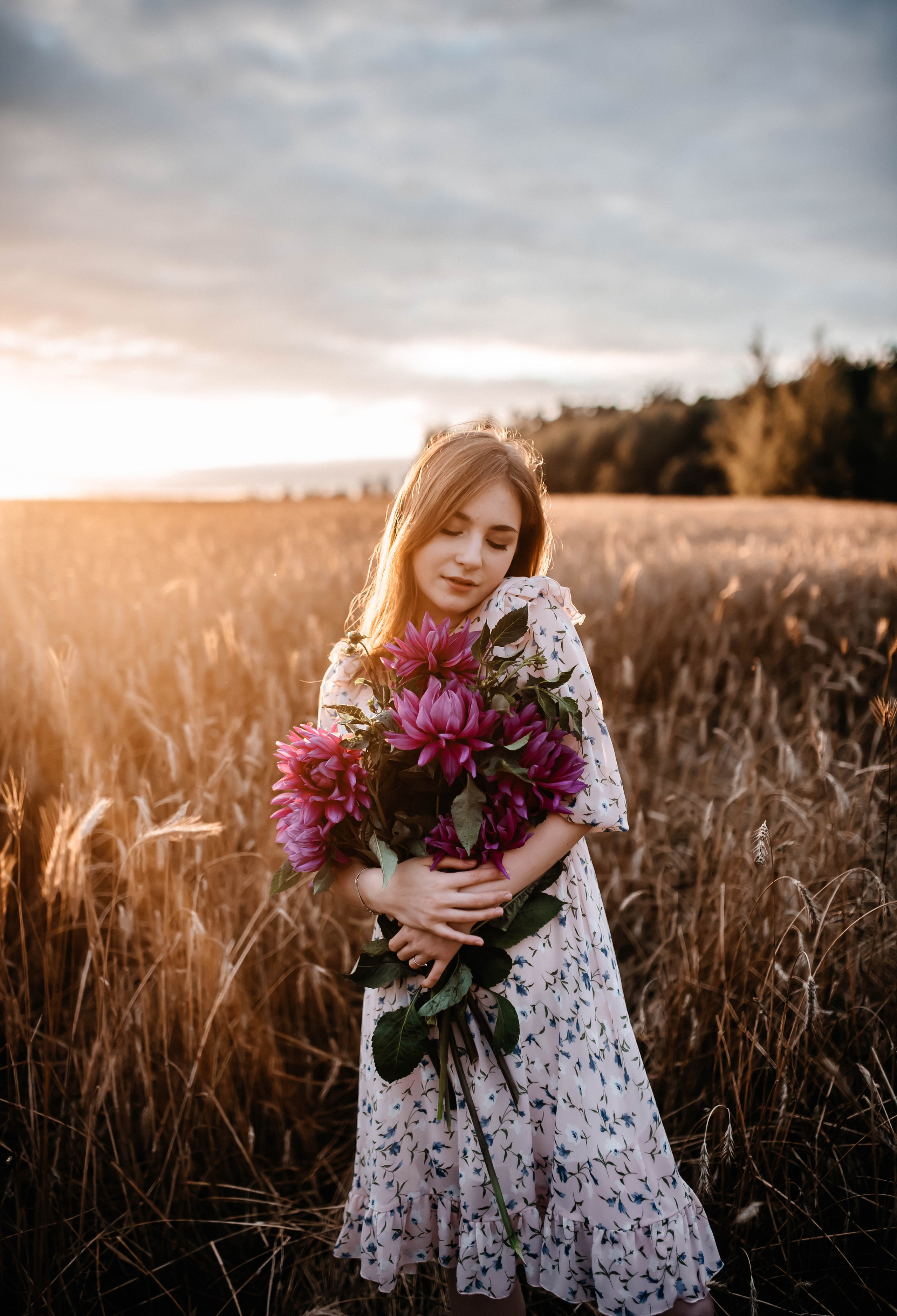 Маша, лето, закат. Главная