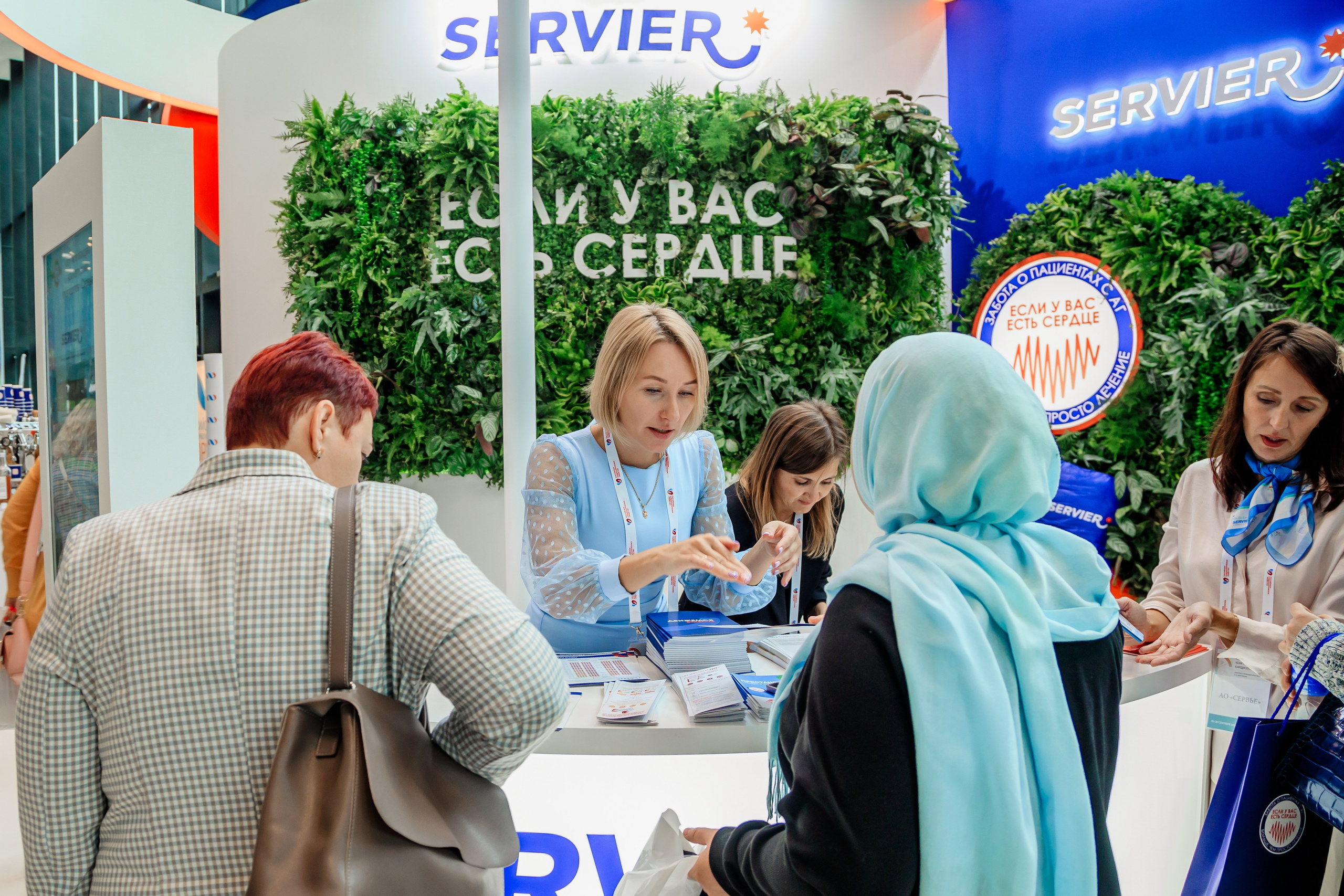 Фотограф на выставку в Спб — заказать съемку в Санкт-Петербурге— Екатерина Ладванова
