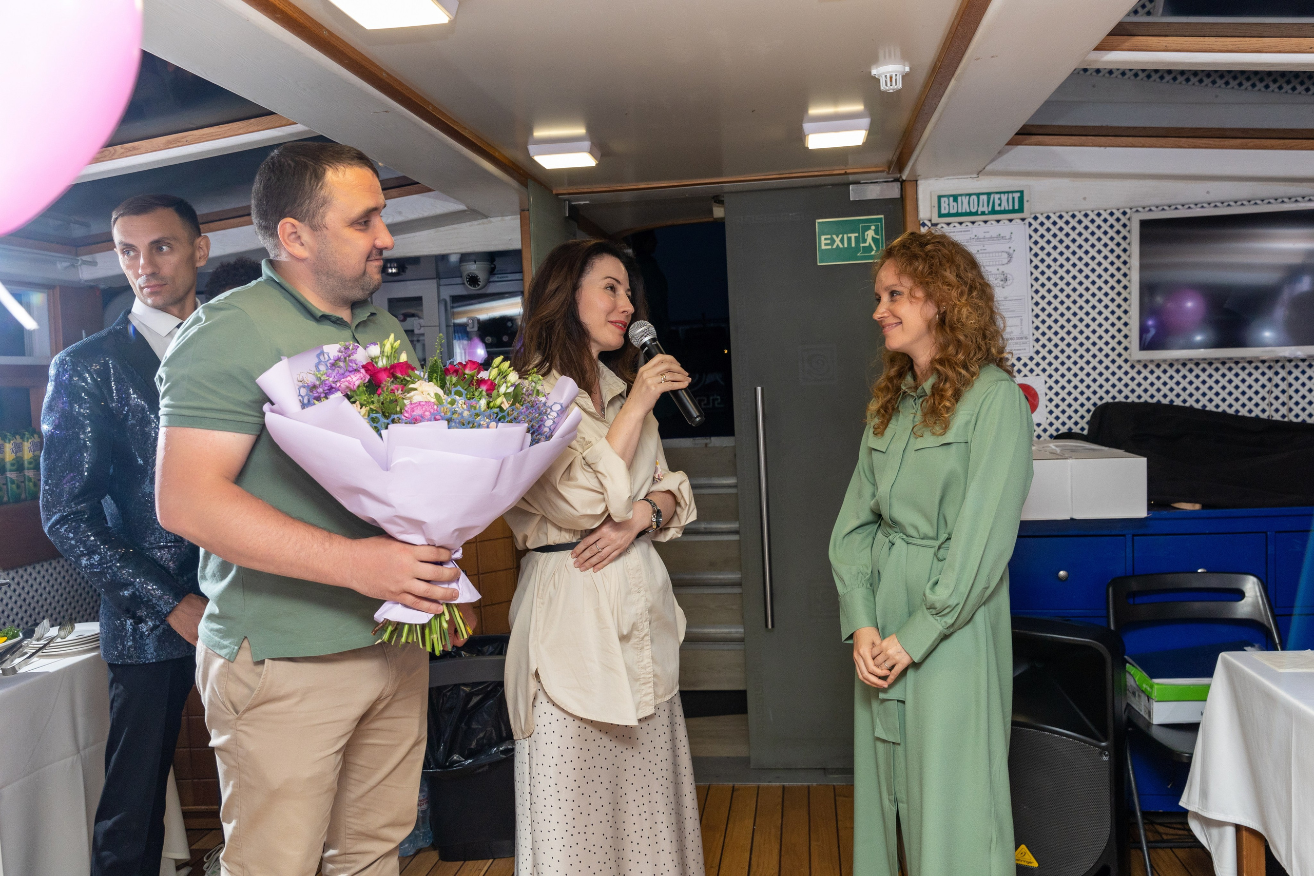 Выпускной на караблике 9 класс. Фотограф в Санкт-Петербурге Закута Ольга