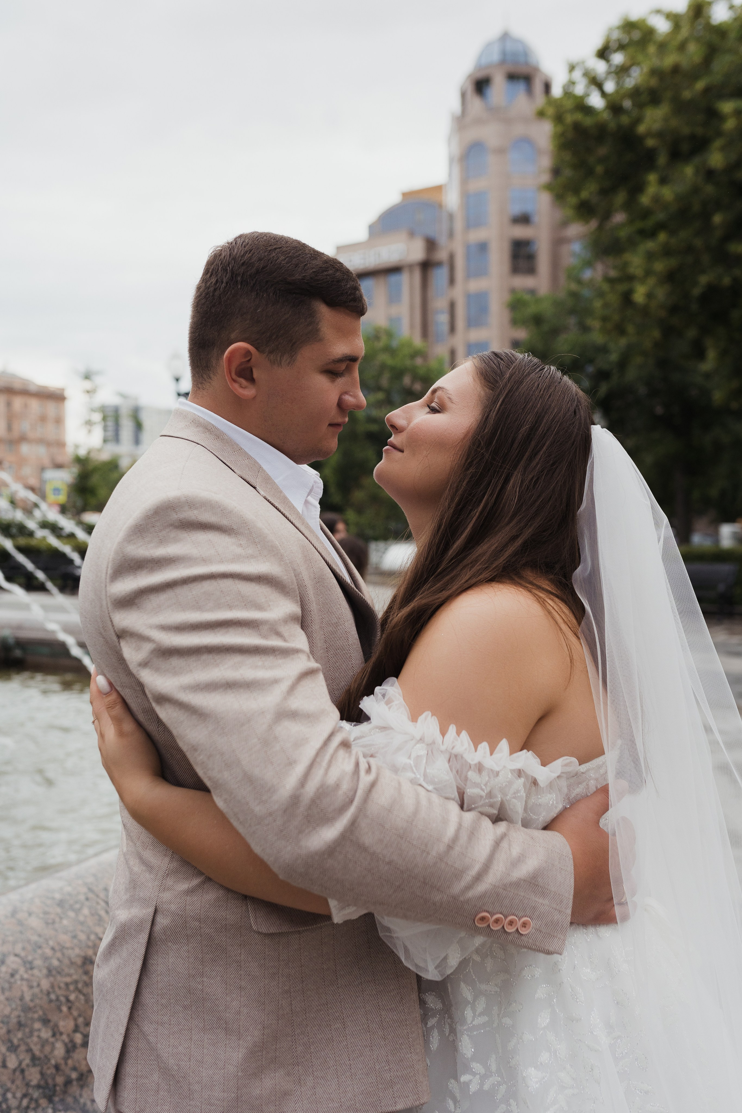 Свадебная фотосессия в Москве в Барвихе ЗАГС. Свадебный фотограф в Москве Анна Полушина
