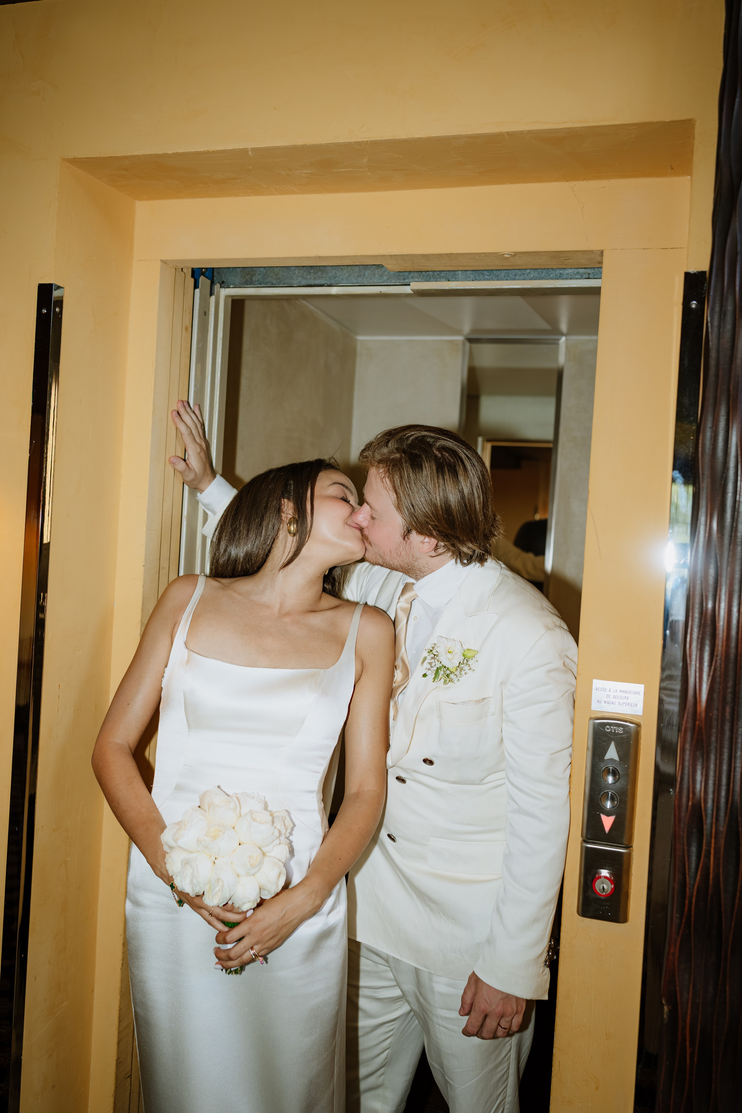 Laura & Aymeric | Hotel La Réserve Genève. Professional Wedding Photographer Geneva & Romande Switzerland | Tanya Creator