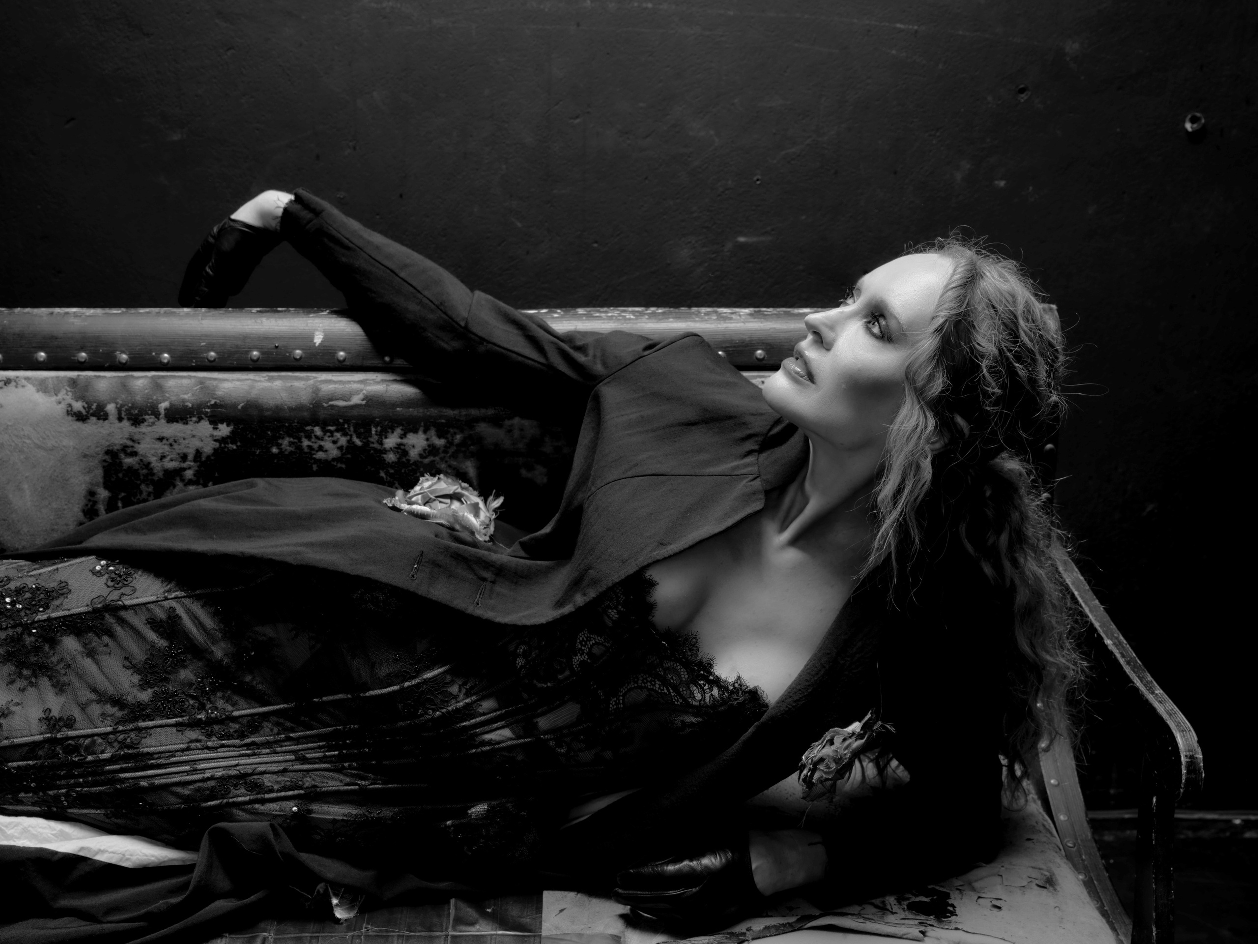 Tetya Motya. Фотограф Асет Героева работает в жанре портрета/документальной/авторской/fashion фотографии