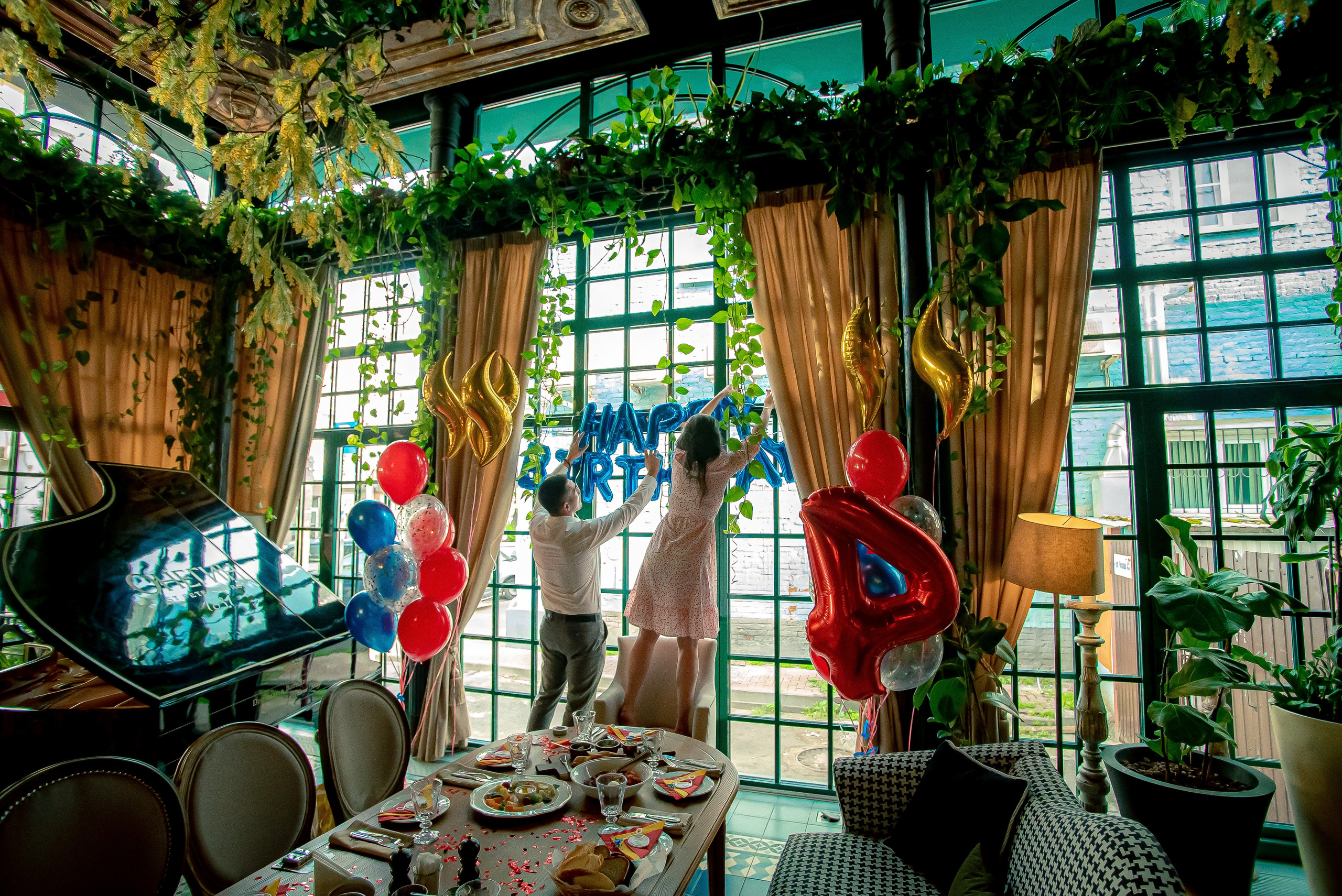 День Рожденья. Max Matvich and Victoria Basova are professionals in their field