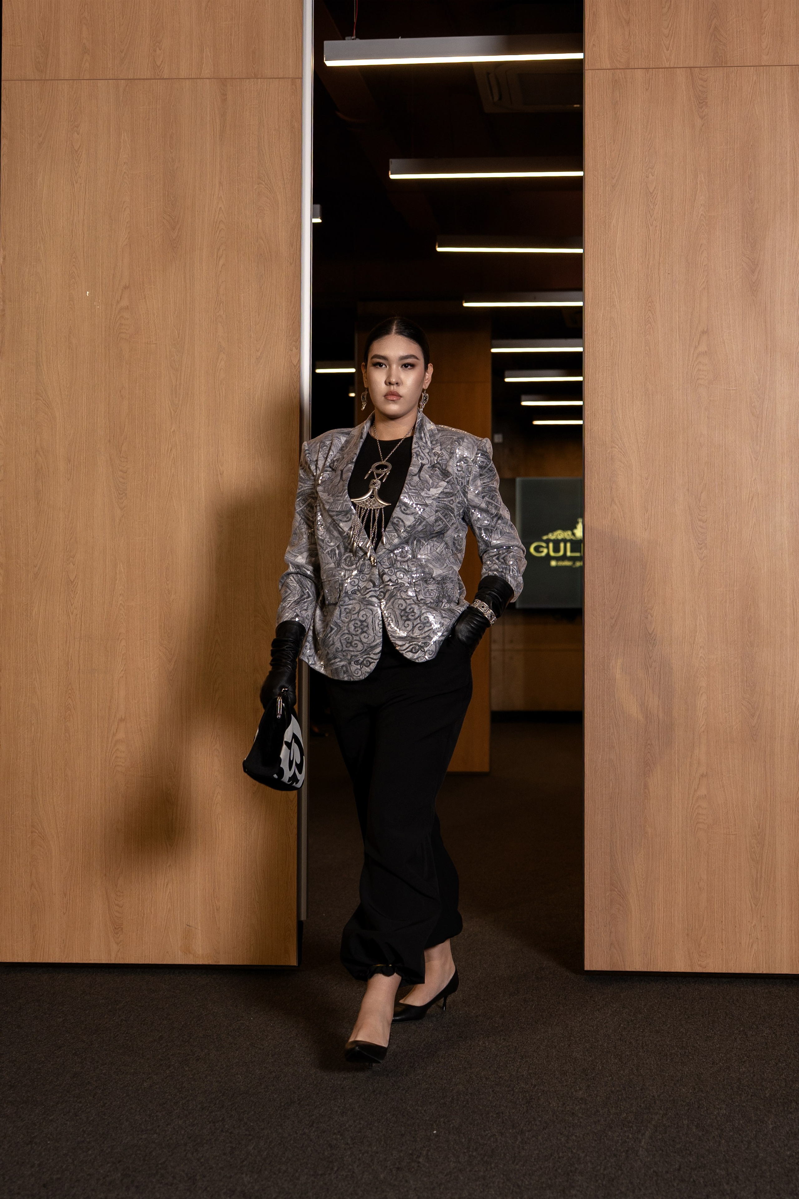 Brand Gulnur Atelier. Сайт Алматинского НЮ АРТ, будуар и фэшн фотографа Дениса Карпенко