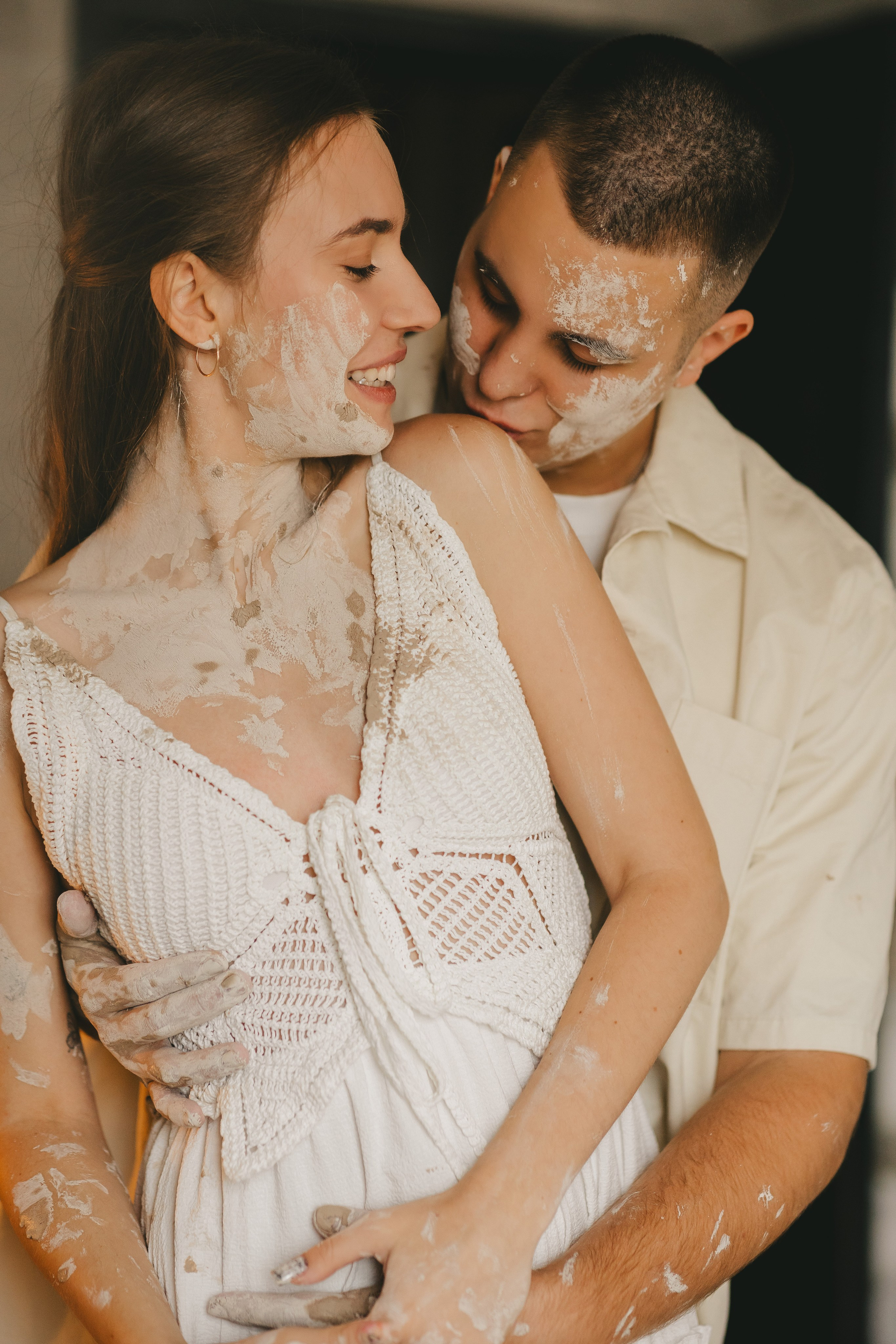 Дима и Даша в гончарной мастерской. Семейный lifestyle фотограф в Санкт-Петербурге Людмила Пахомова