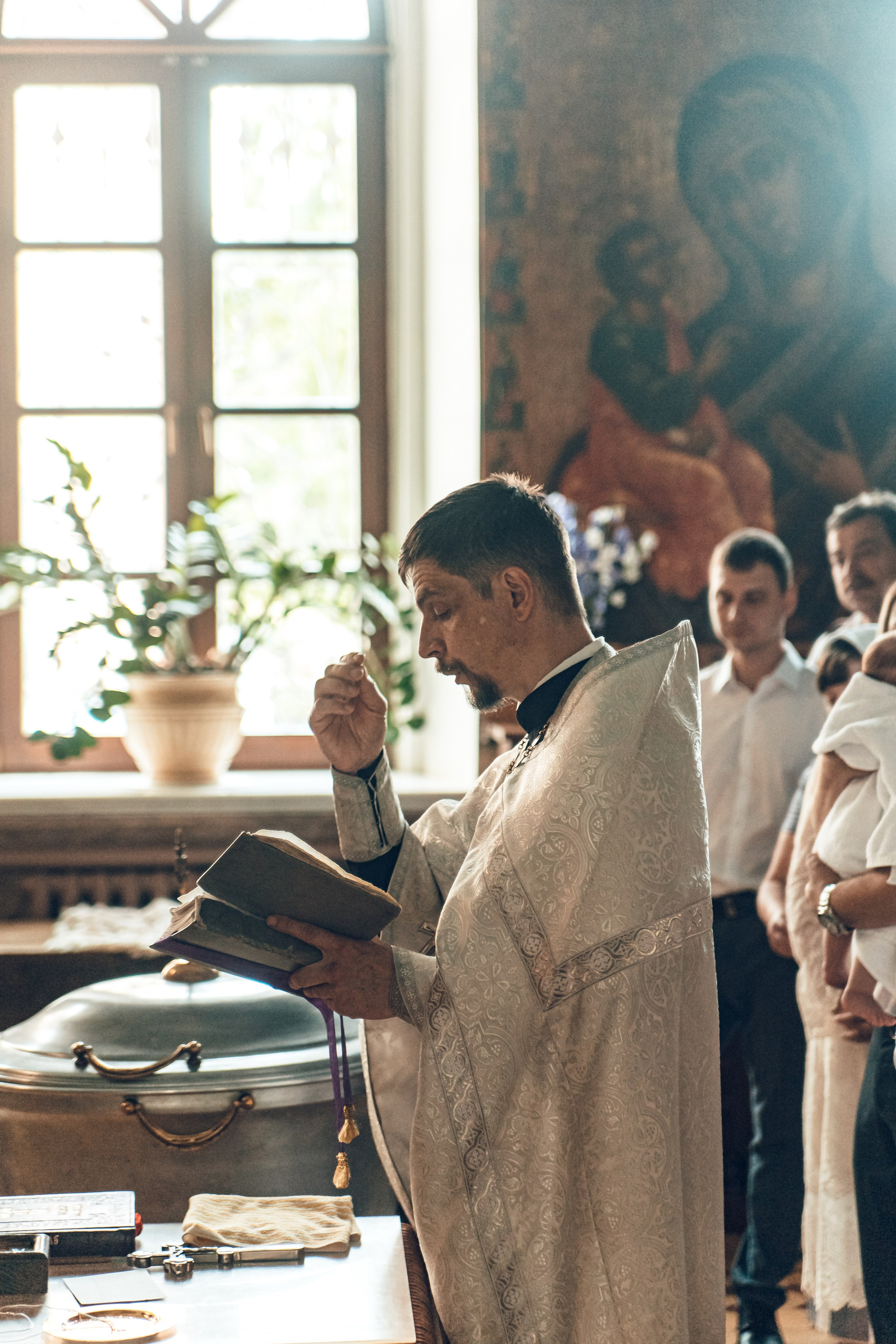 Крещение Василисы. Семейный фотограф в Калуге Ирина Ушакова. Фотограф на роды
