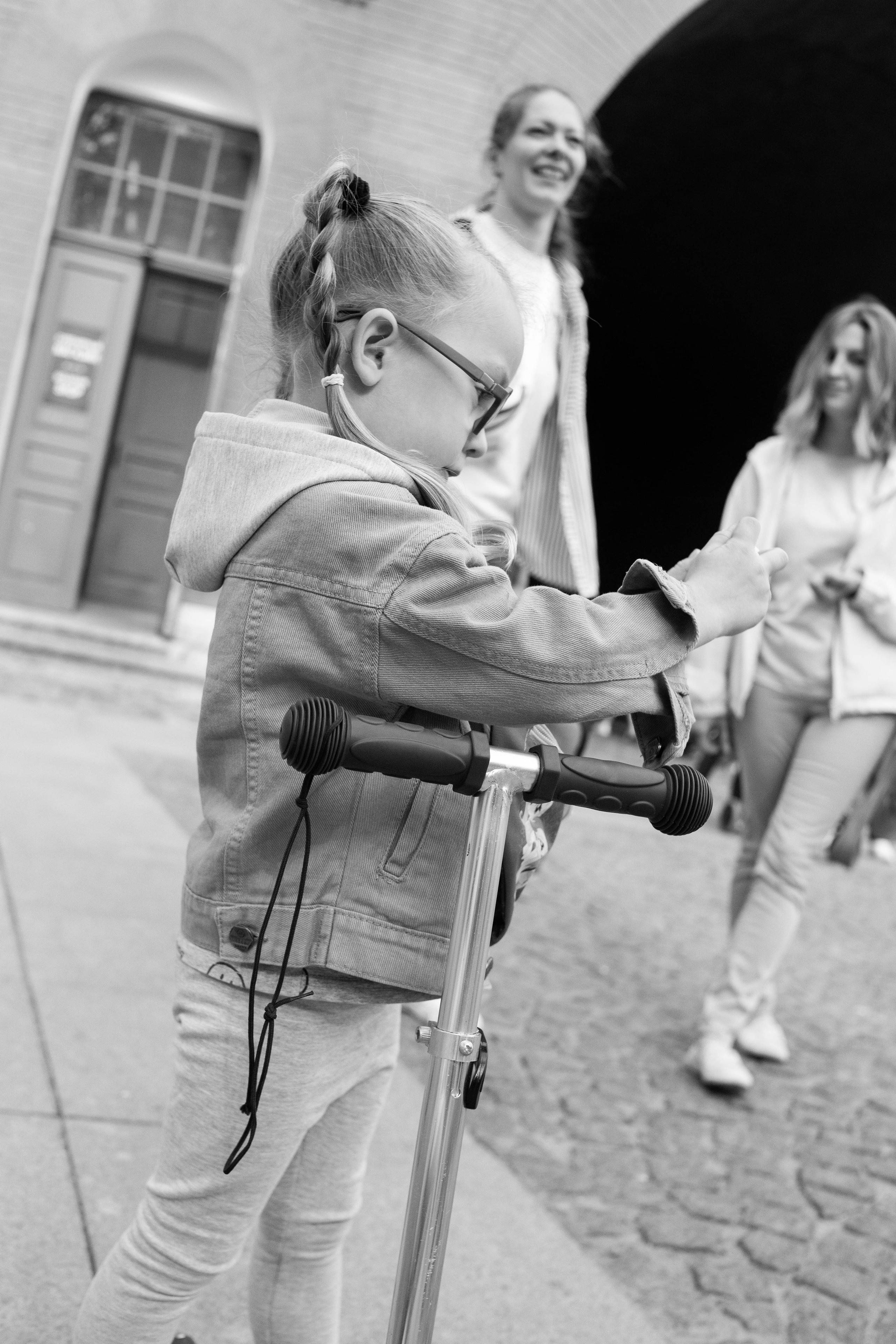 Алиса и Кристина. Детский и семейный фотограф в Челябинске Логинова Валерия