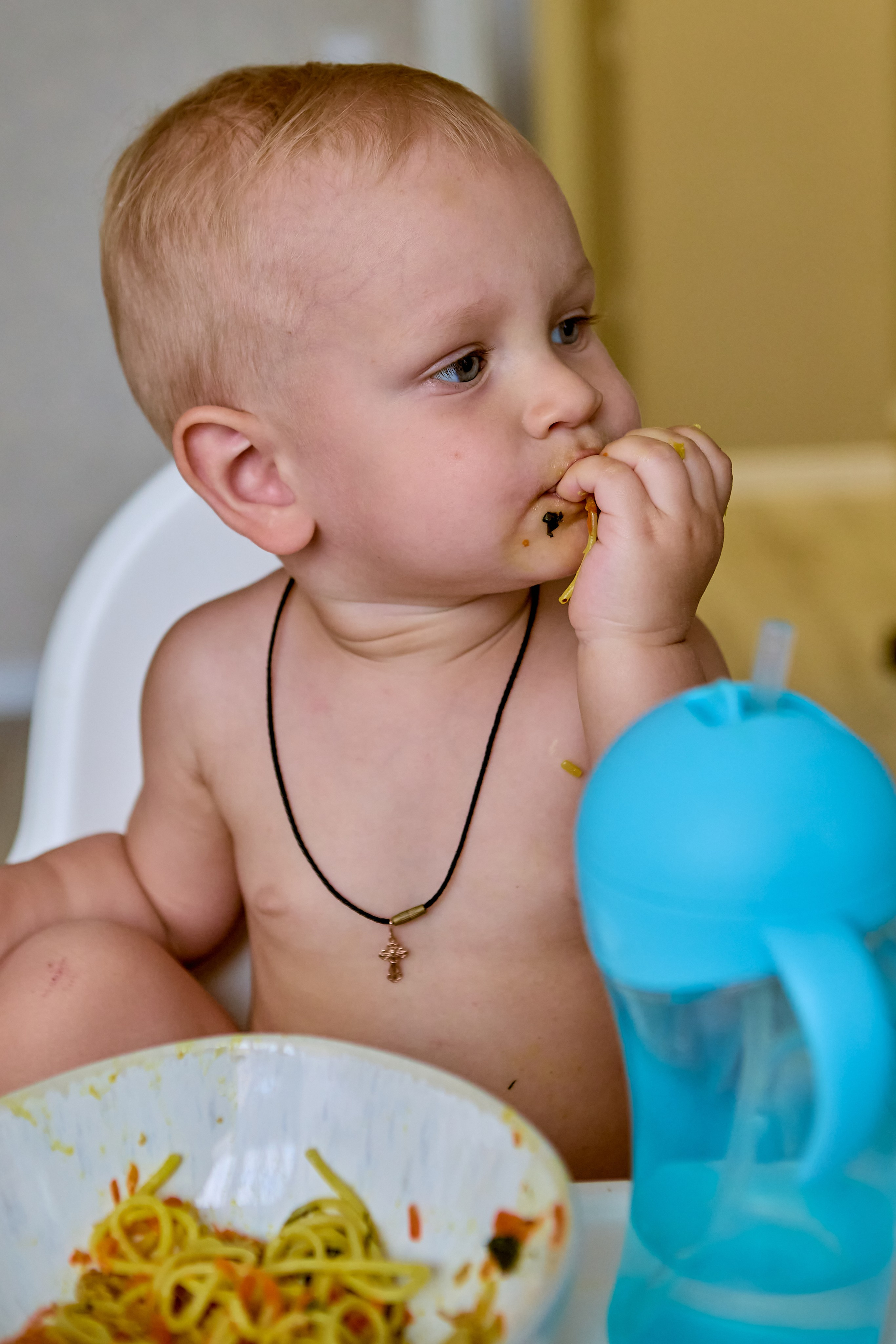 Малыш, окружённый теплом семьи, излучает свет и радость жизни. Фотограф из Дзержинска Николай Голованов.