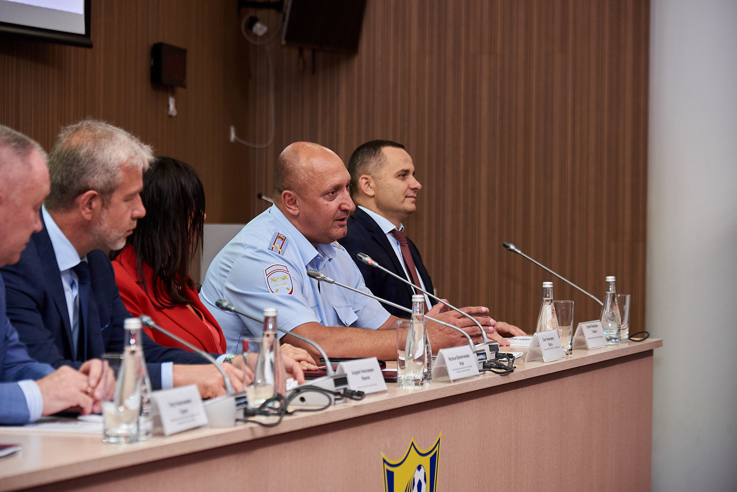 Открытие проекта «Однозначно» в Ростове. Репортажный и коммерческий фотограф в Ростове Виталий Ишков