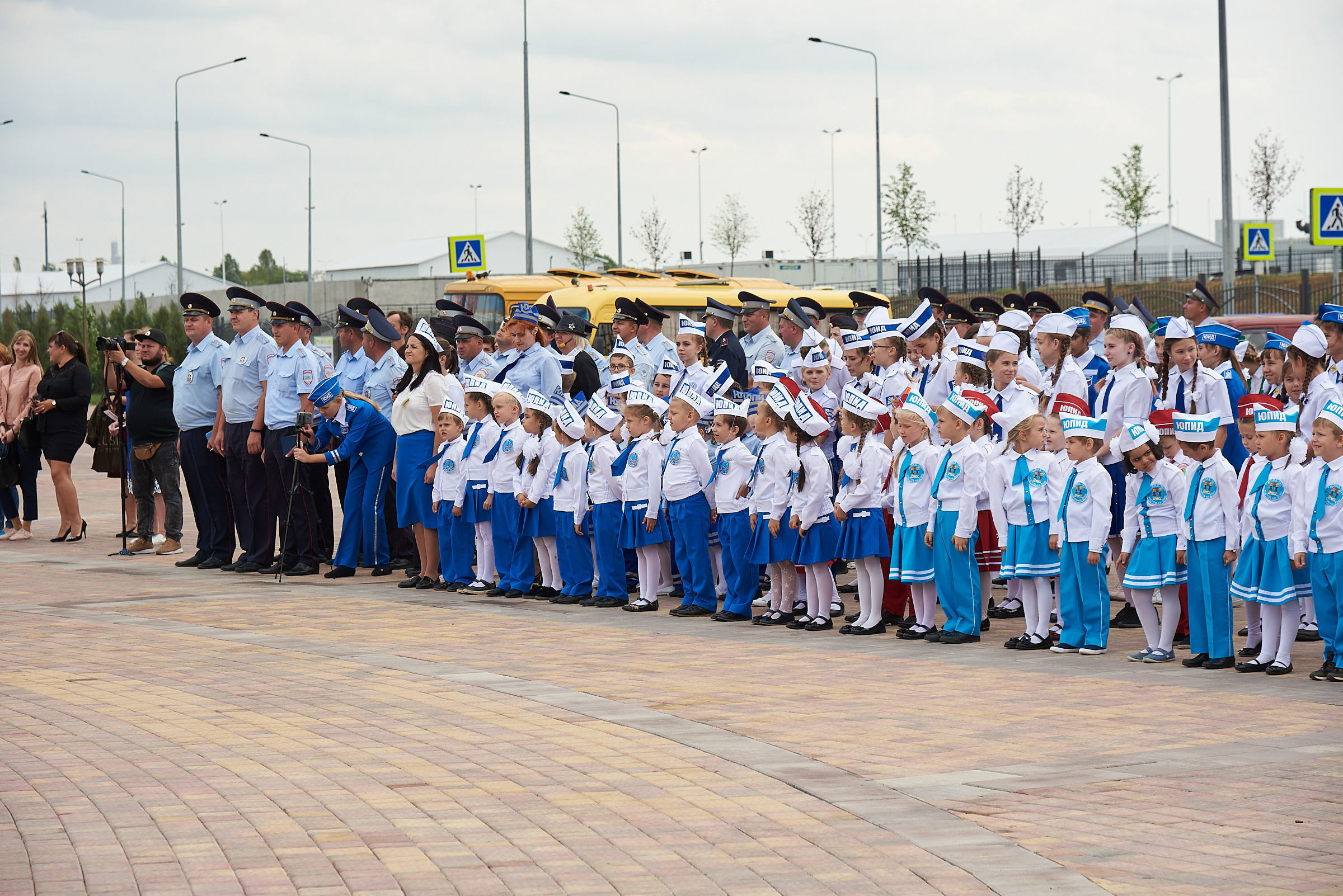 Открытие проекта «Однозначно» в Ростове. Репортажный и коммерческий фотограф в Ростове Виталий Ишков
