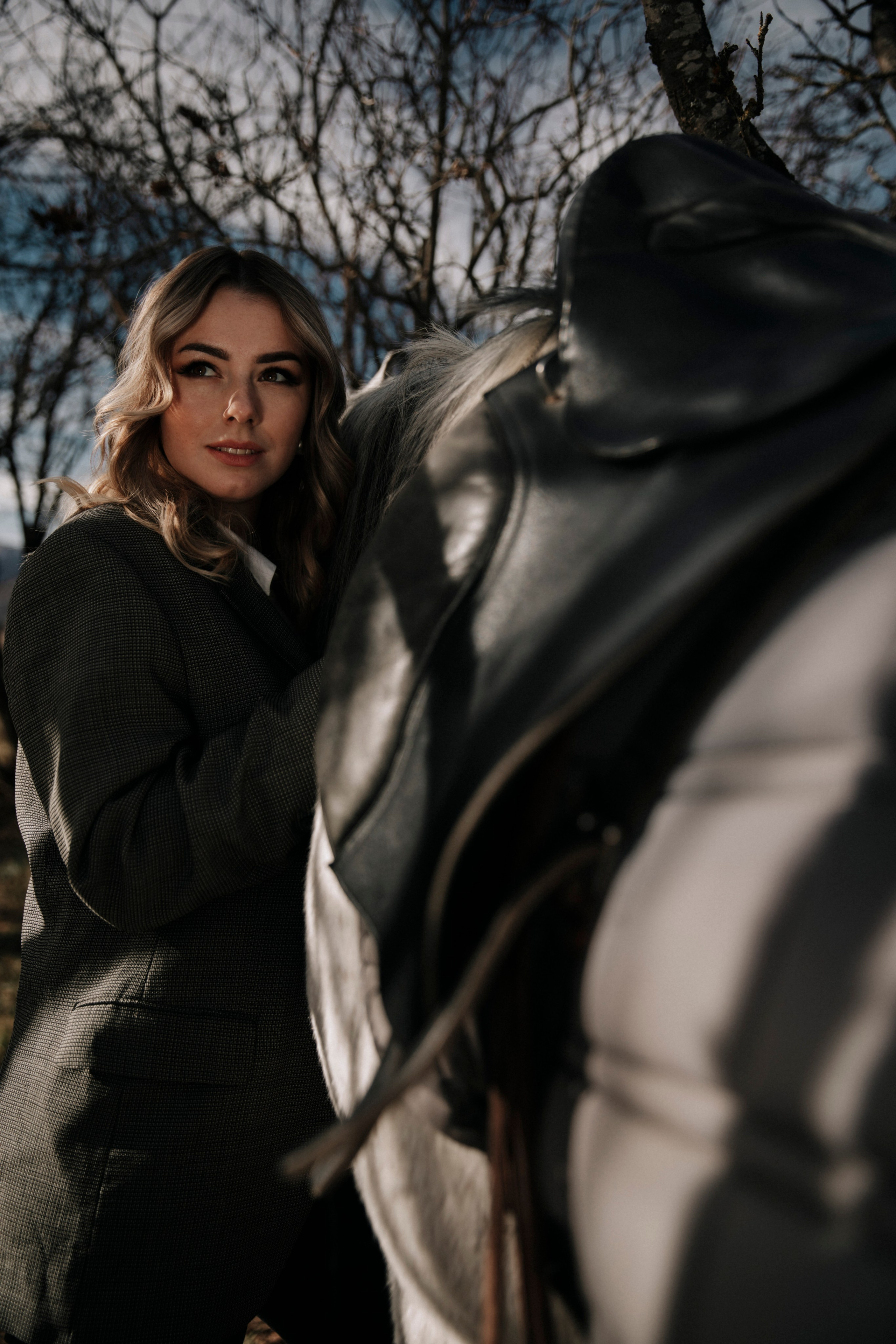 фотосессия с лошадью, фотосессия, лошадь, фотосессия в горах, фото с конем, фотография с лошадью, фотосессия, горы, Кавказ, фотосессия в песках, фотограф Осколкова Ульяна