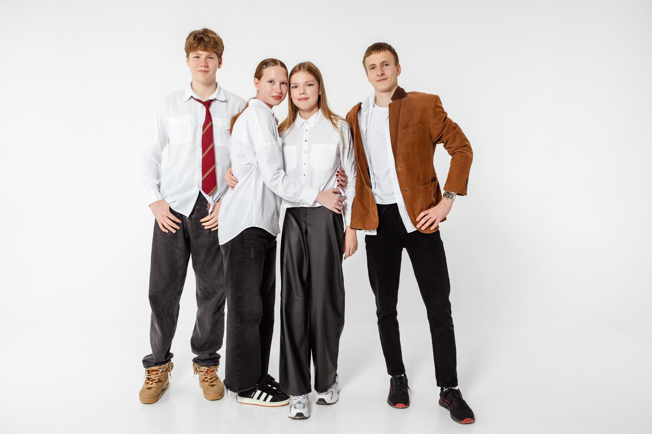 Выпускные альбомы старшеклассников. Дом детской фотографии Арсюткиной Наталии™