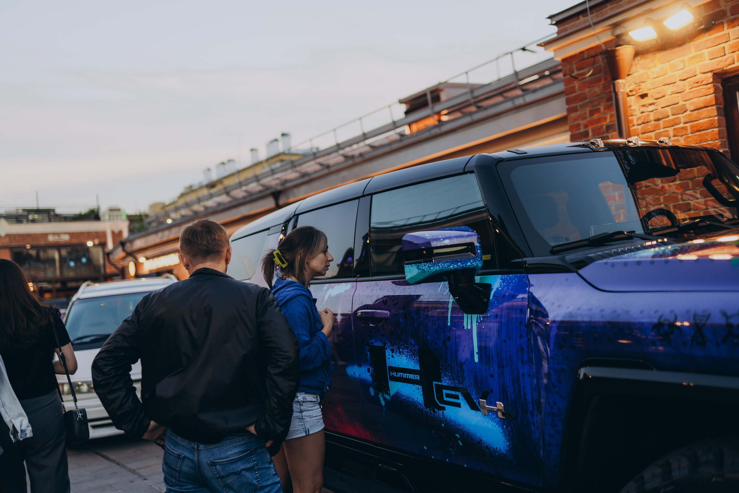 Авто выставка Депо. Фотограф Торопец Кристина Абрамова Kanwellia photography