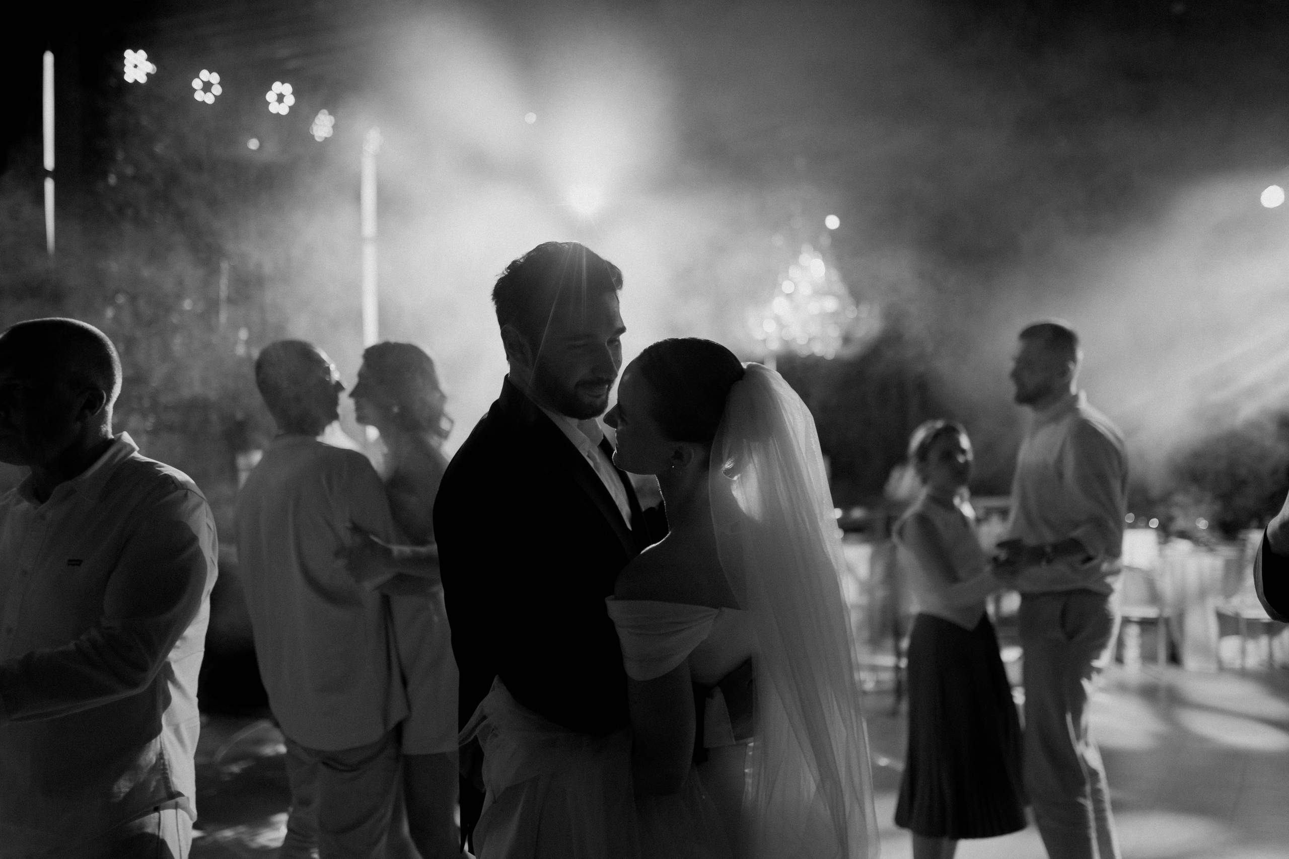 …. Свадебный фотограф в Санкт-Петербурге Александра Чукавина