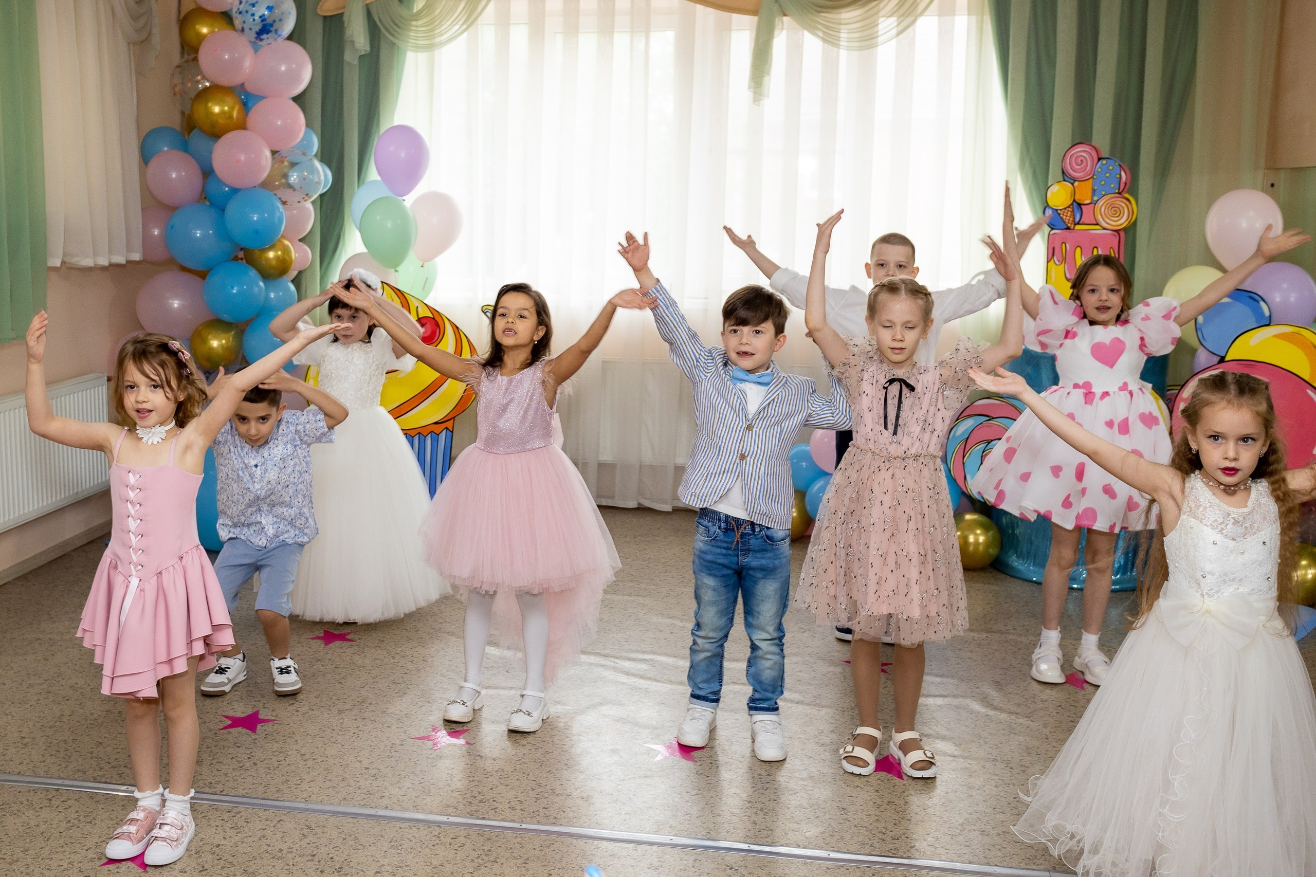 Выпускной Детский сад, 2 часа, 8000. Выпускные альбомы Майкоп, Краснодар Елена Золотарева