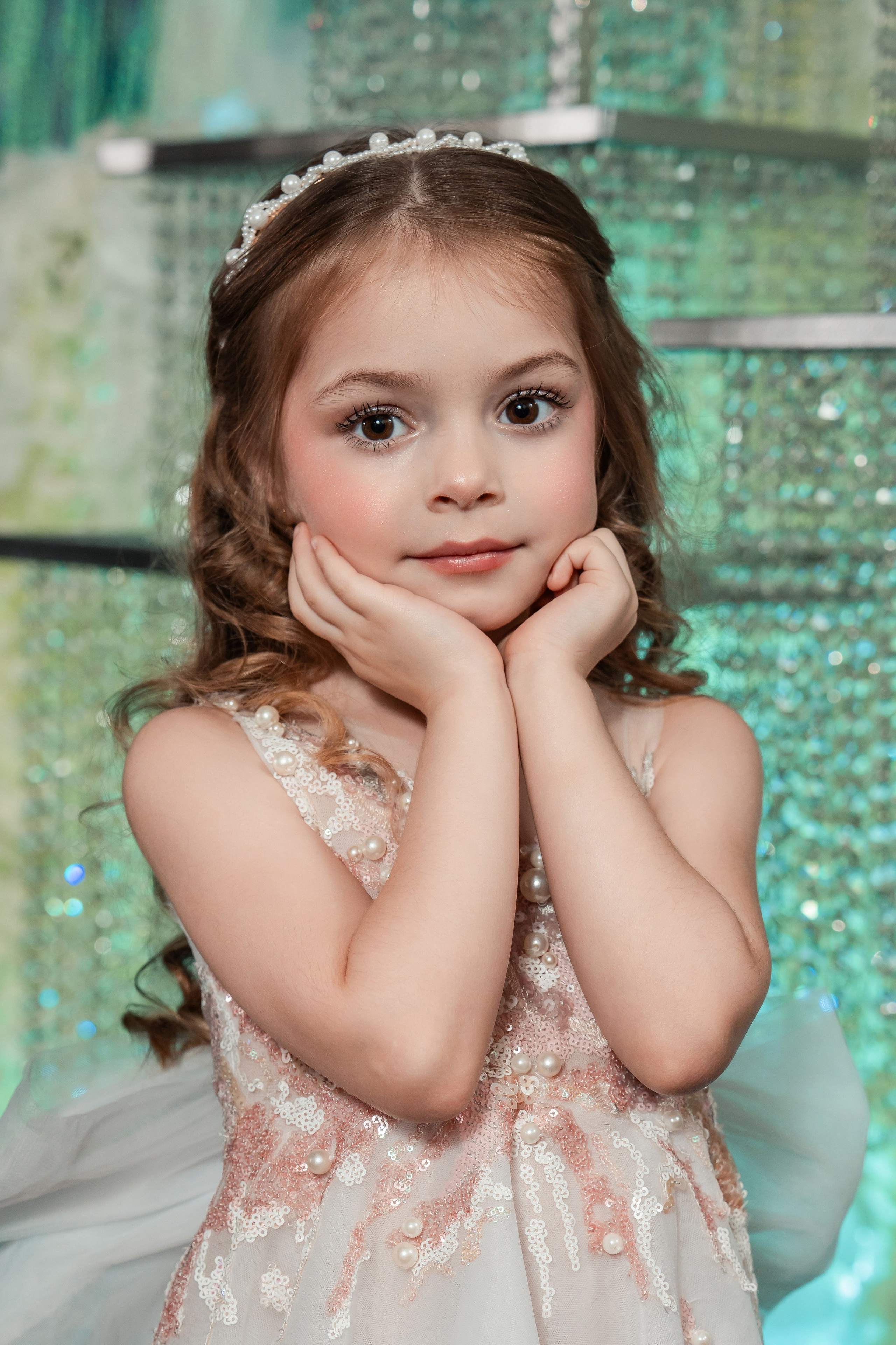 Параллельные Миры «Золотая Неделя» 2025. Крамер Юлиана детский и семейный фотограф