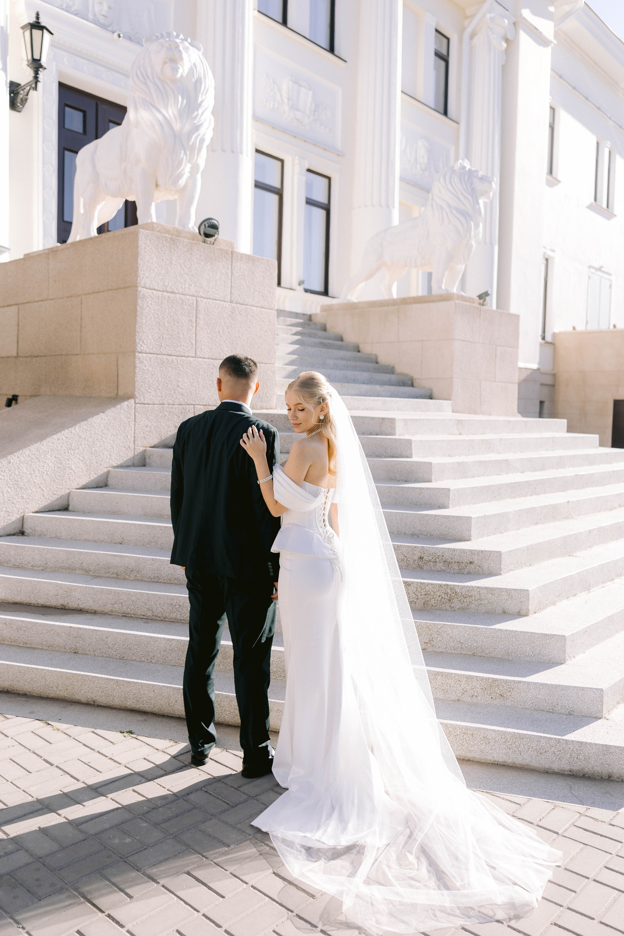 Ангелина, Ефим (прогулка после ЗАГСа). Фотограф в Волгограде Кристина Прохоренко