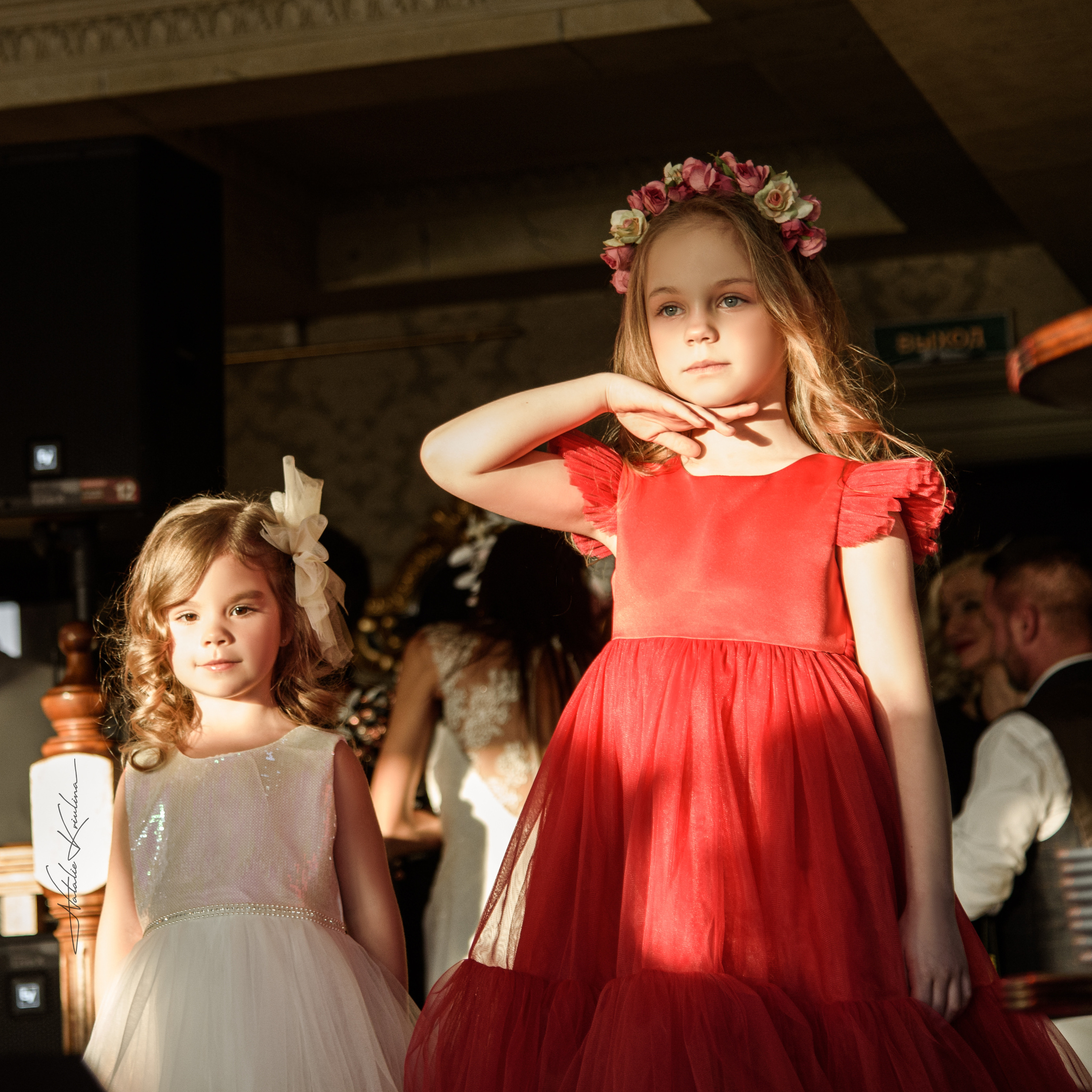 Фэшн показ дизайнерской одежды. Портретный Семейный Fine-Art фотограф в Санкт-Петербурге Криулина