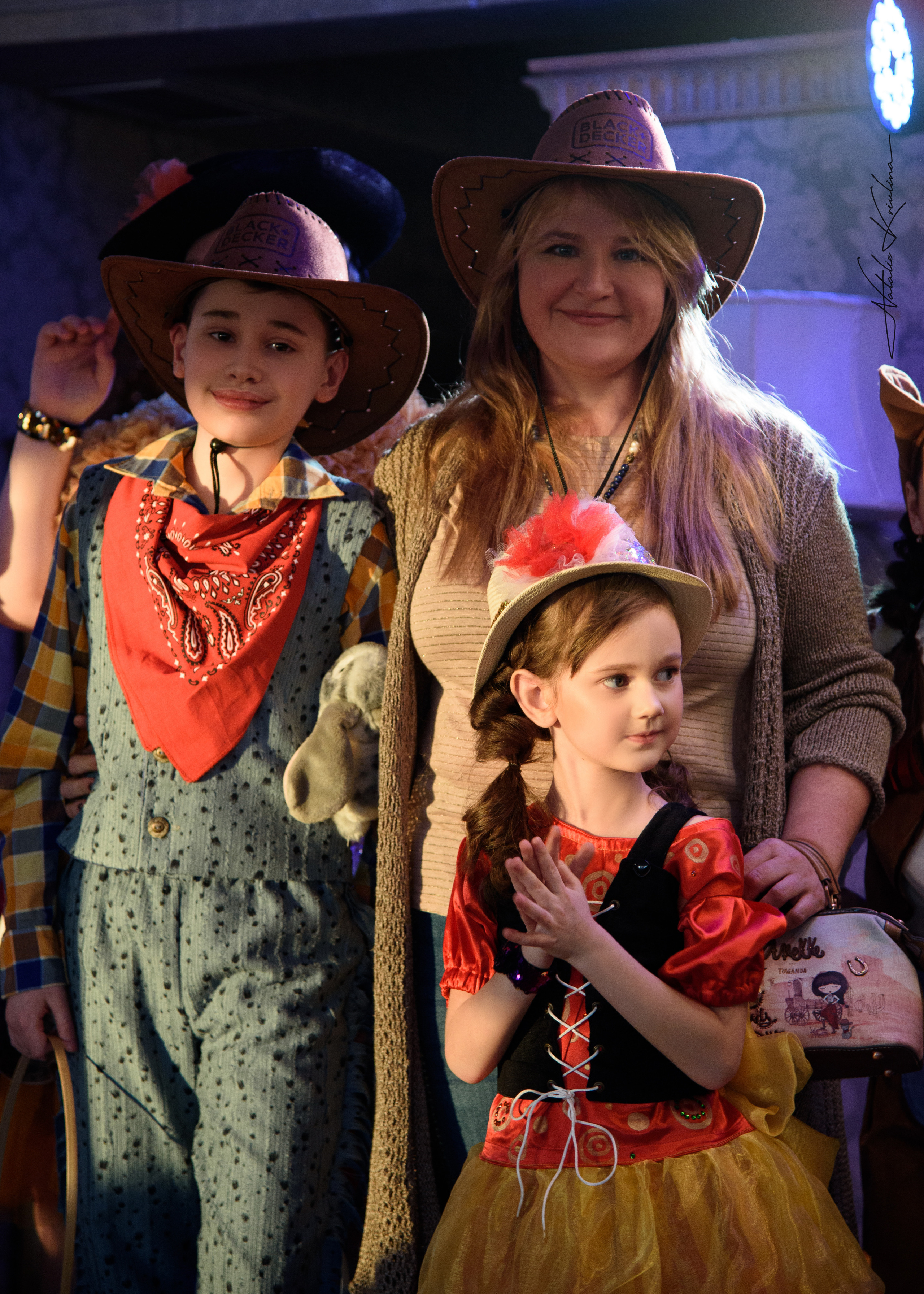 Фэшн показ дизайнерской одежды. Портретный Семейный Fine-Art фотограф в Санкт-Петербурге Криулина