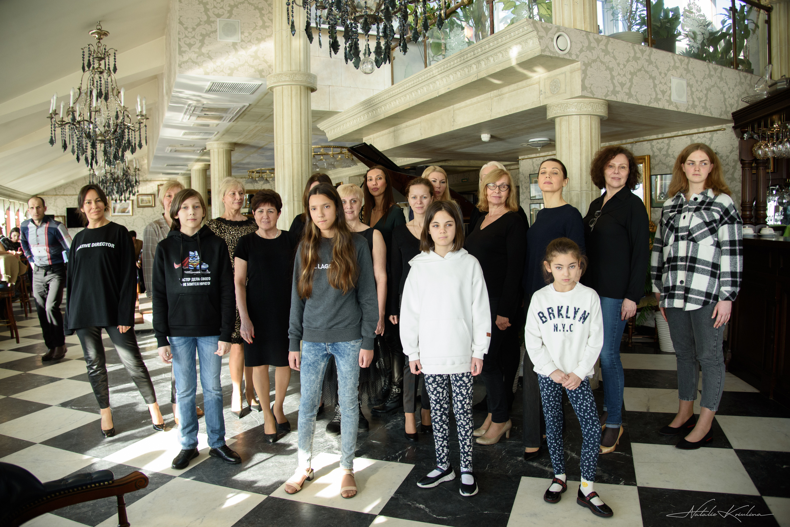 Фэшн показ дизайнерской одежды. Портретный Семейный Fine-Art фотограф в Санкт-Петербурге Криулина