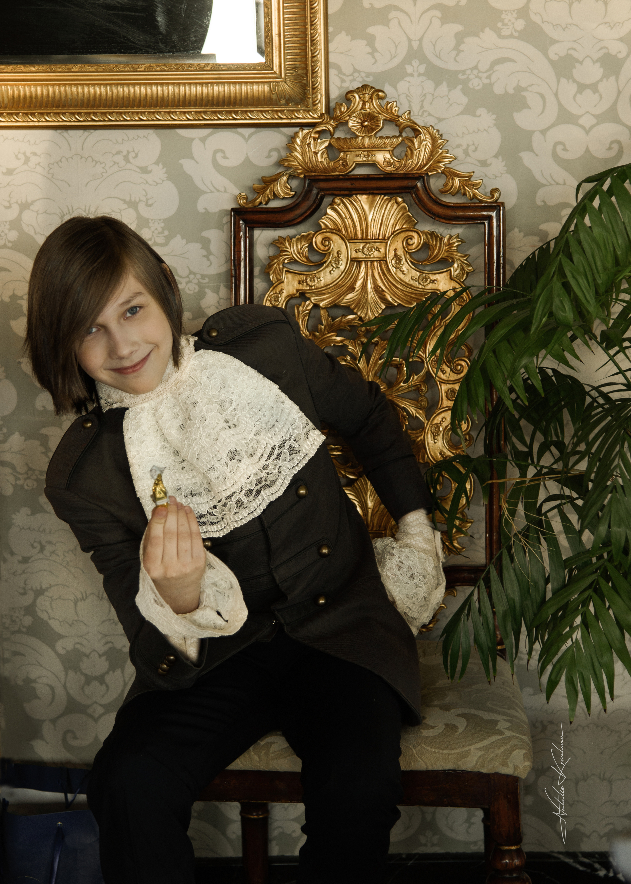 Фэшн показ дизайнерской одежды. Портретный Семейный Fine-Art фотограф в Санкт-Петербурге Криулина