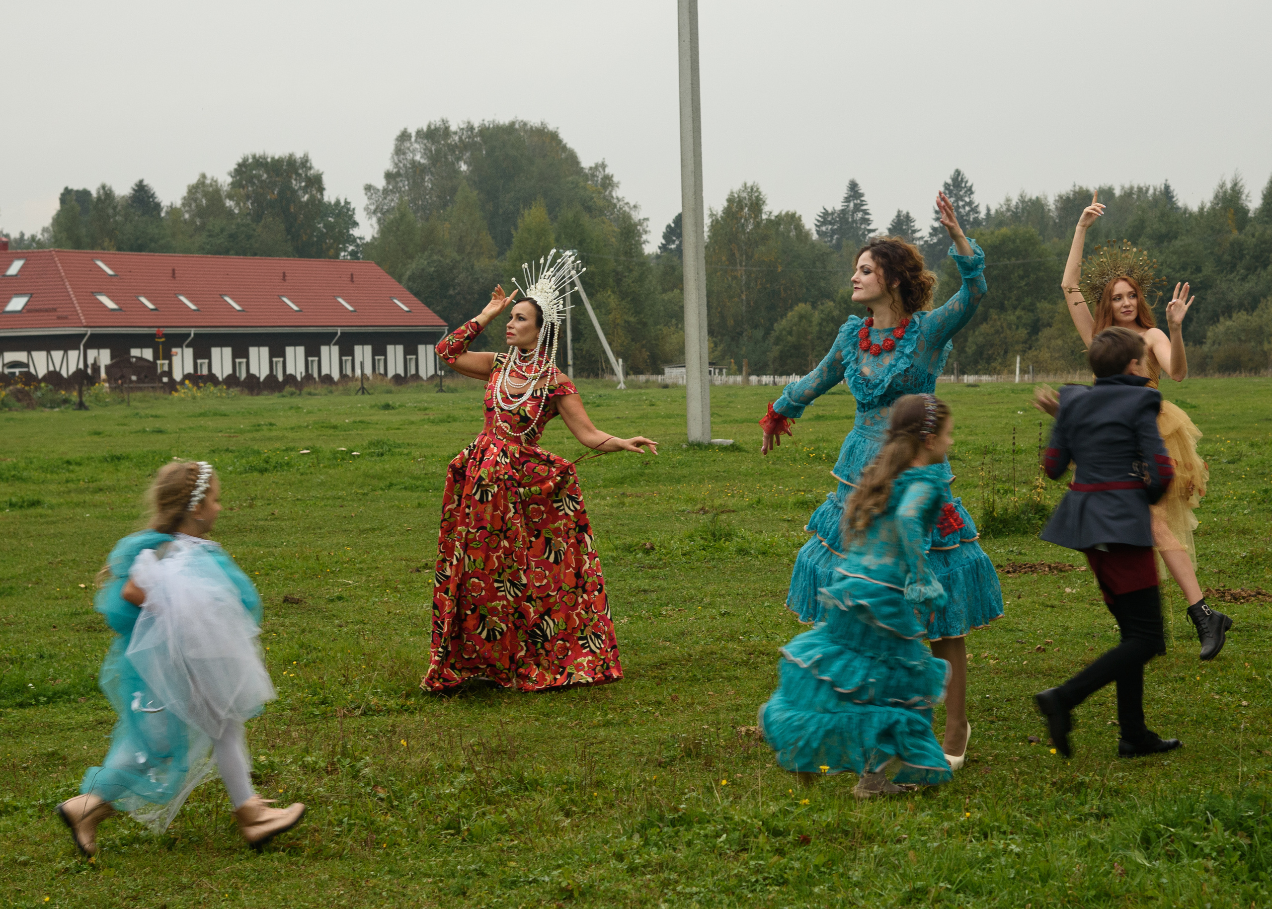 Бэкстейдж к Fashion фильму «ASTARTA». Портретный Семейный Fine-Art фотограф в Санкт-Петербурге Криулина