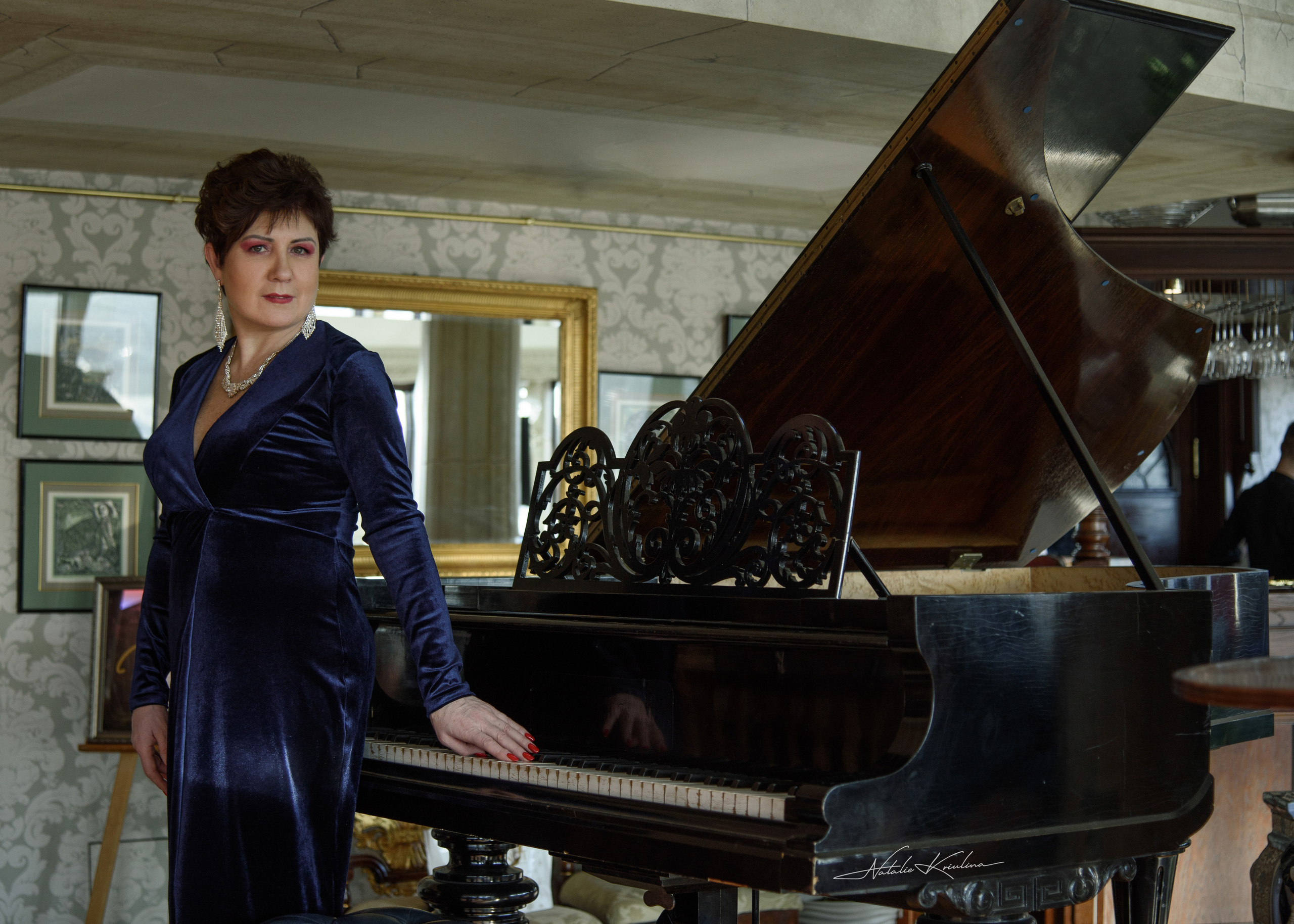 Фэшн показ дизайнерской одежды. Портретный Семейный Fine-Art фотограф в Санкт-Петербурге Криулина