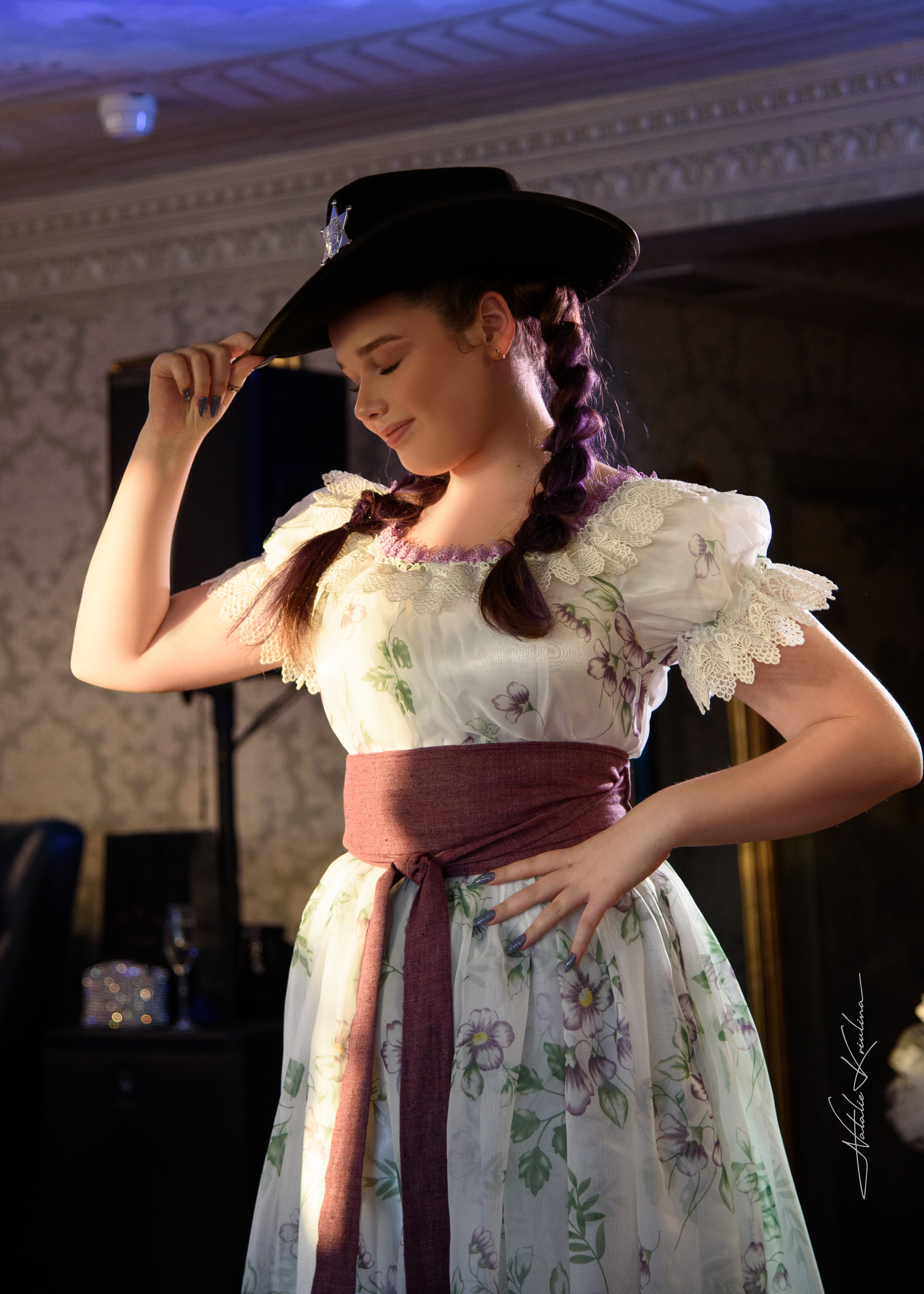 Фэшн показ дизайнерской одежды. Портретный Семейный Fine-Art фотограф в Санкт-Петербурге Криулина