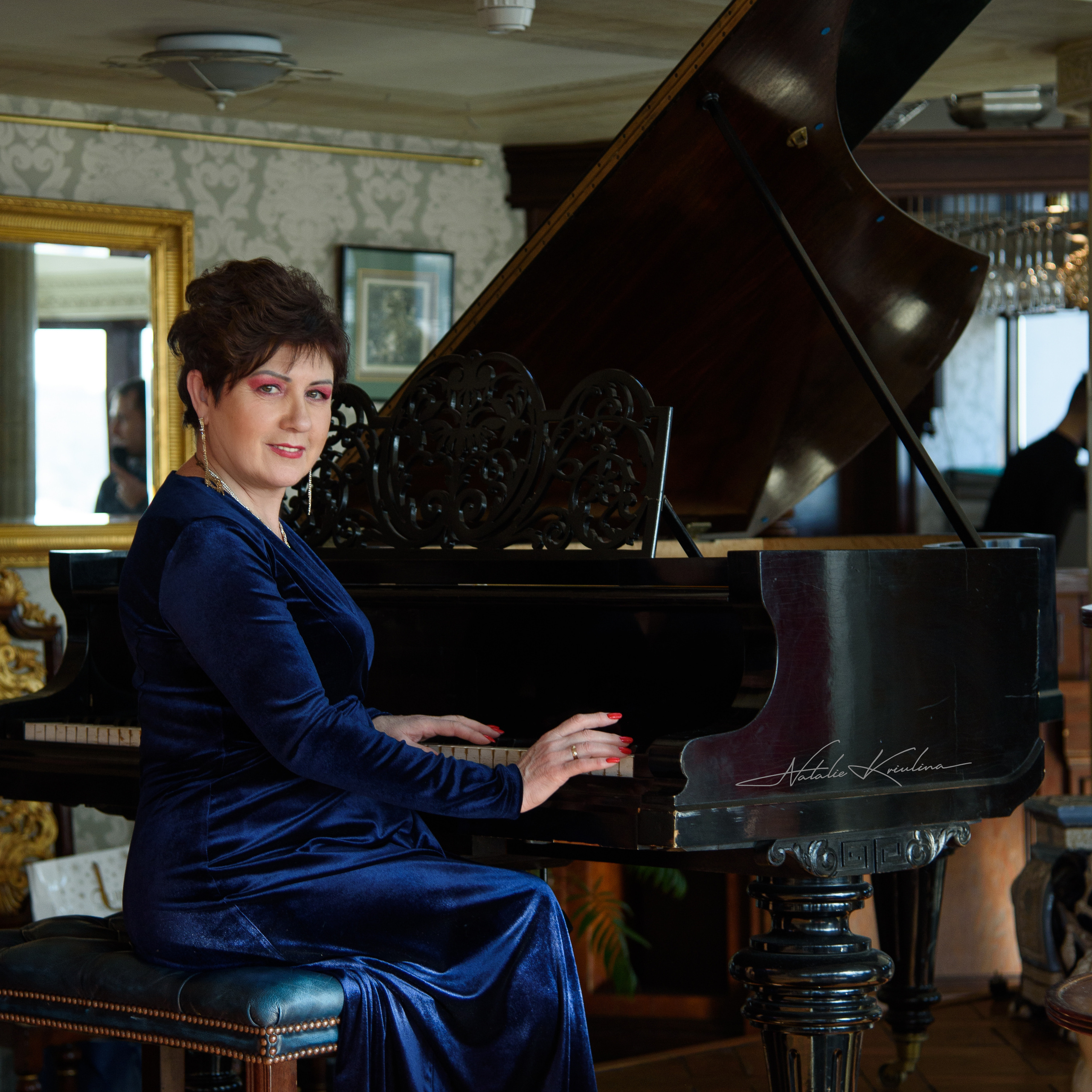 Фэшн показ дизайнерской одежды. Портретный Семейный Fine-Art фотограф в Санкт-Петербурге Криулина