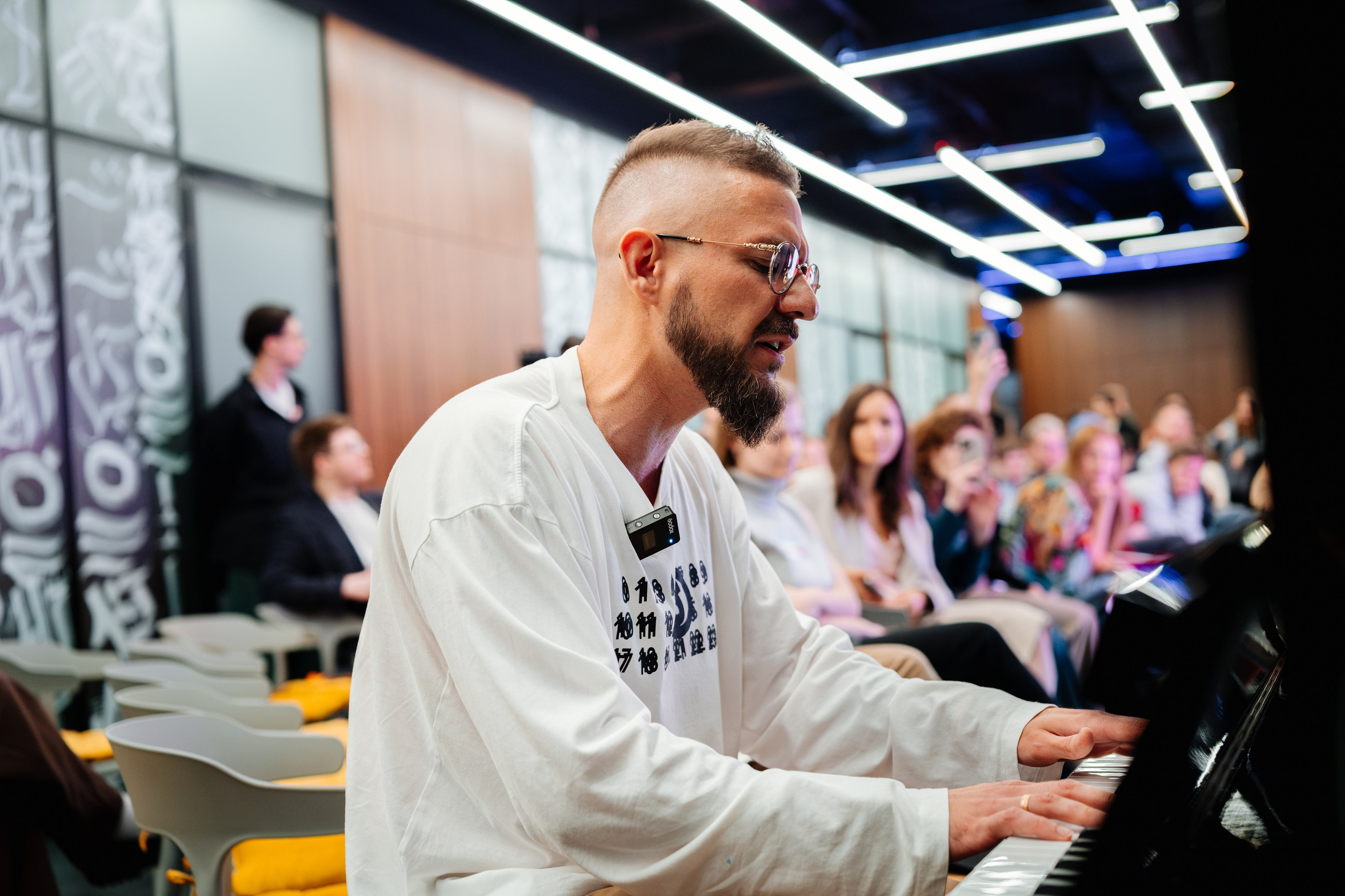 Нескучные финансы х Изионисты. Репортажный и портретный фотограф в Москве Илья Спиридонов