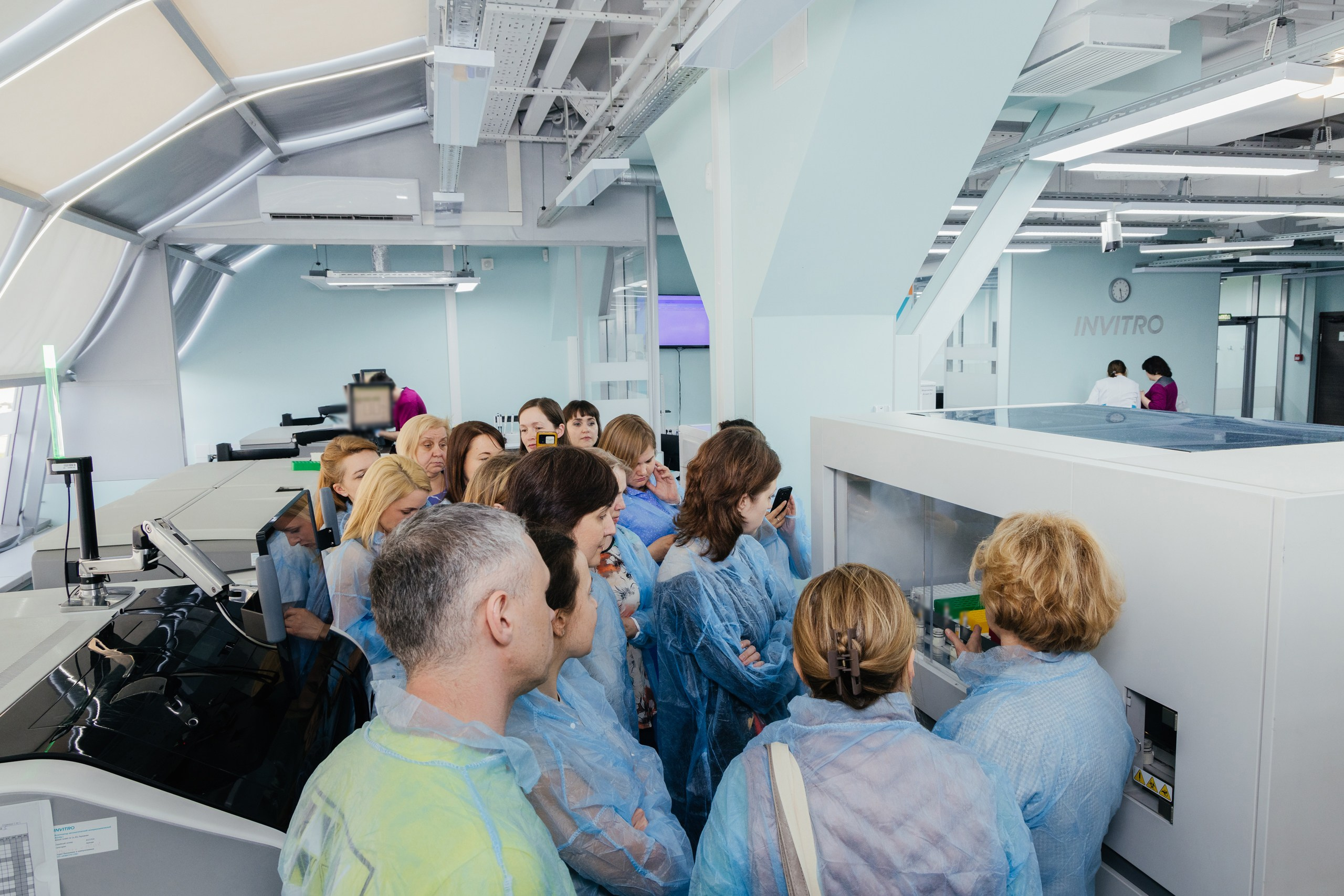 INVITRO. Фотограф Алексей Солопов