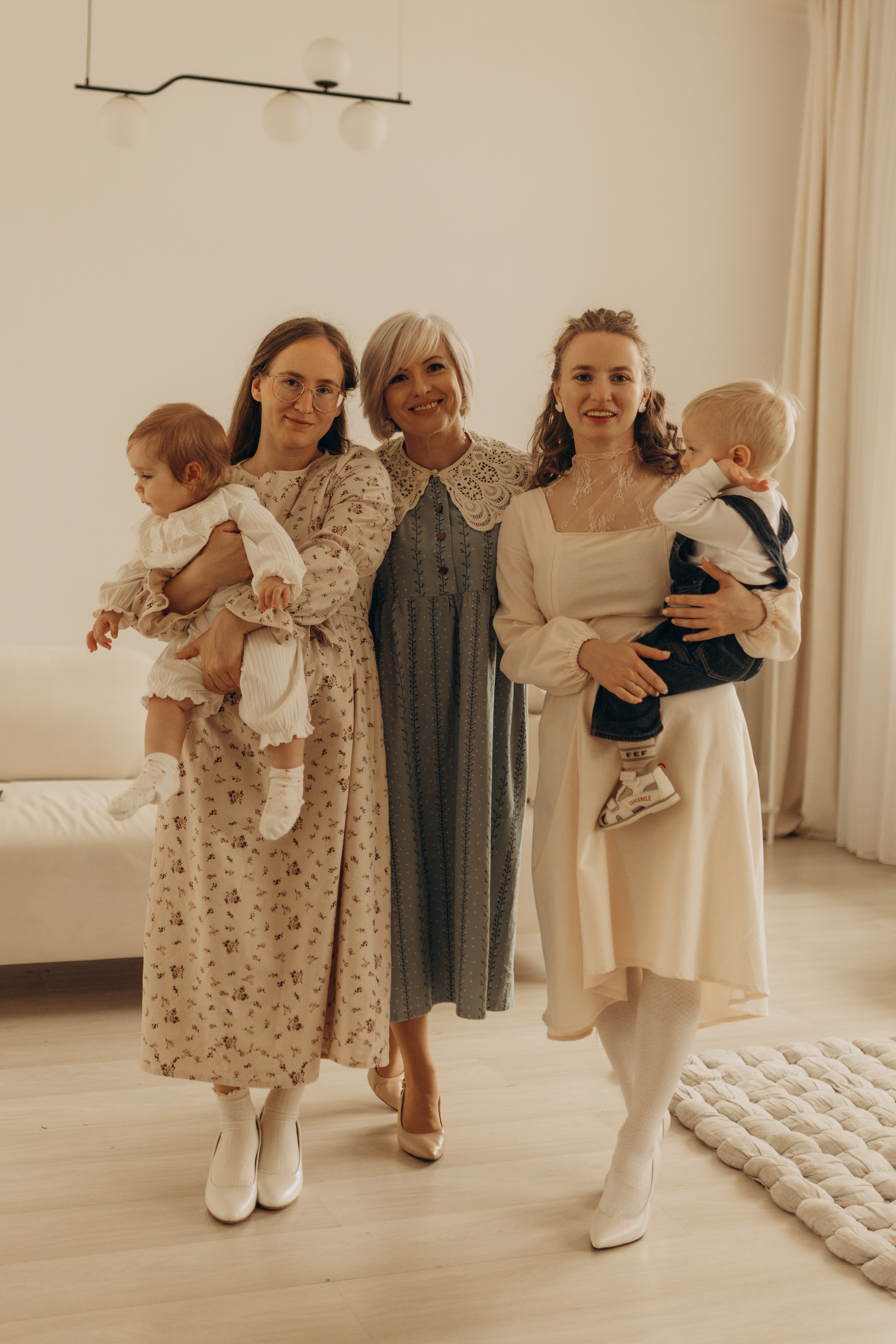 Фотосессия дружная семья. Съёмка в студии. Фотограф в Ставрополе Svetlana Matveeva