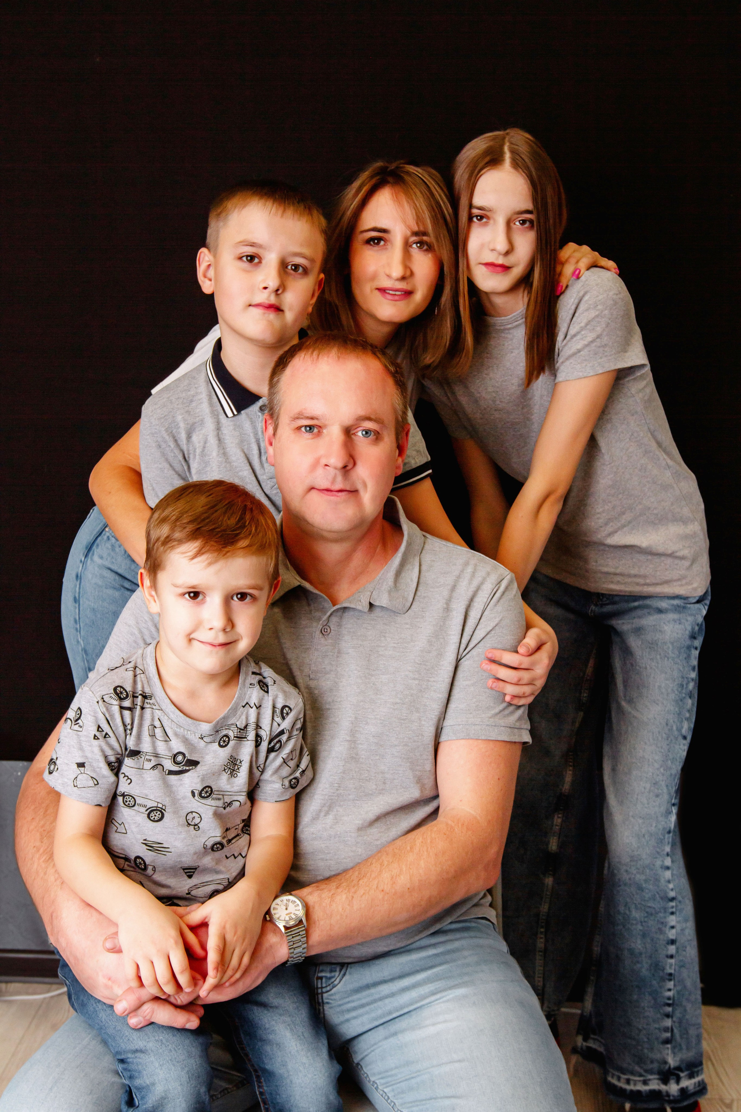 Семейный портрет «Наследие». Колесникова Татьяна. Фотограф новорожденных Щёлково, Москва, Королев