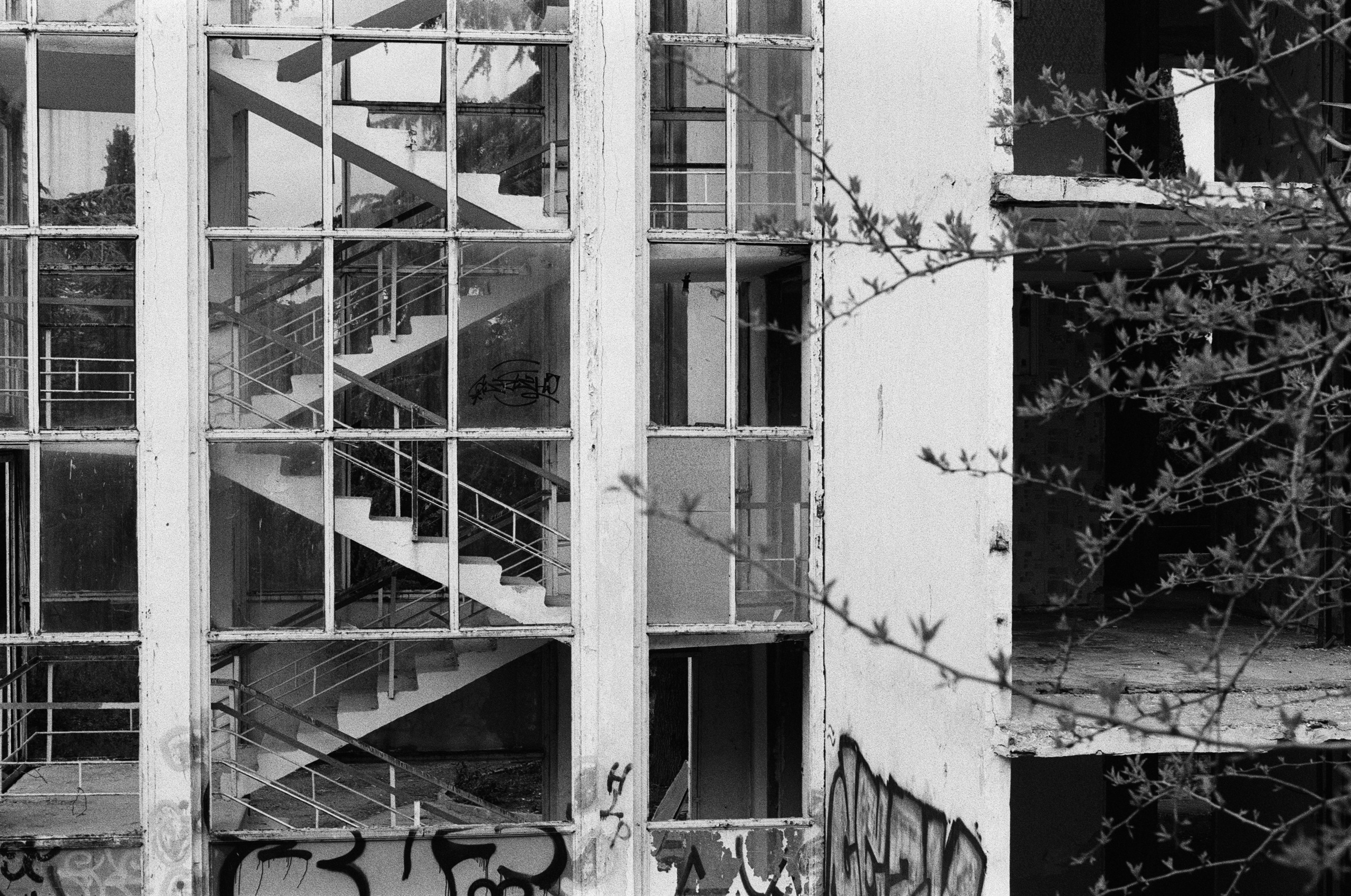 Oblomki chuvstv // ukraine, crimea V. EVER EXPOSED