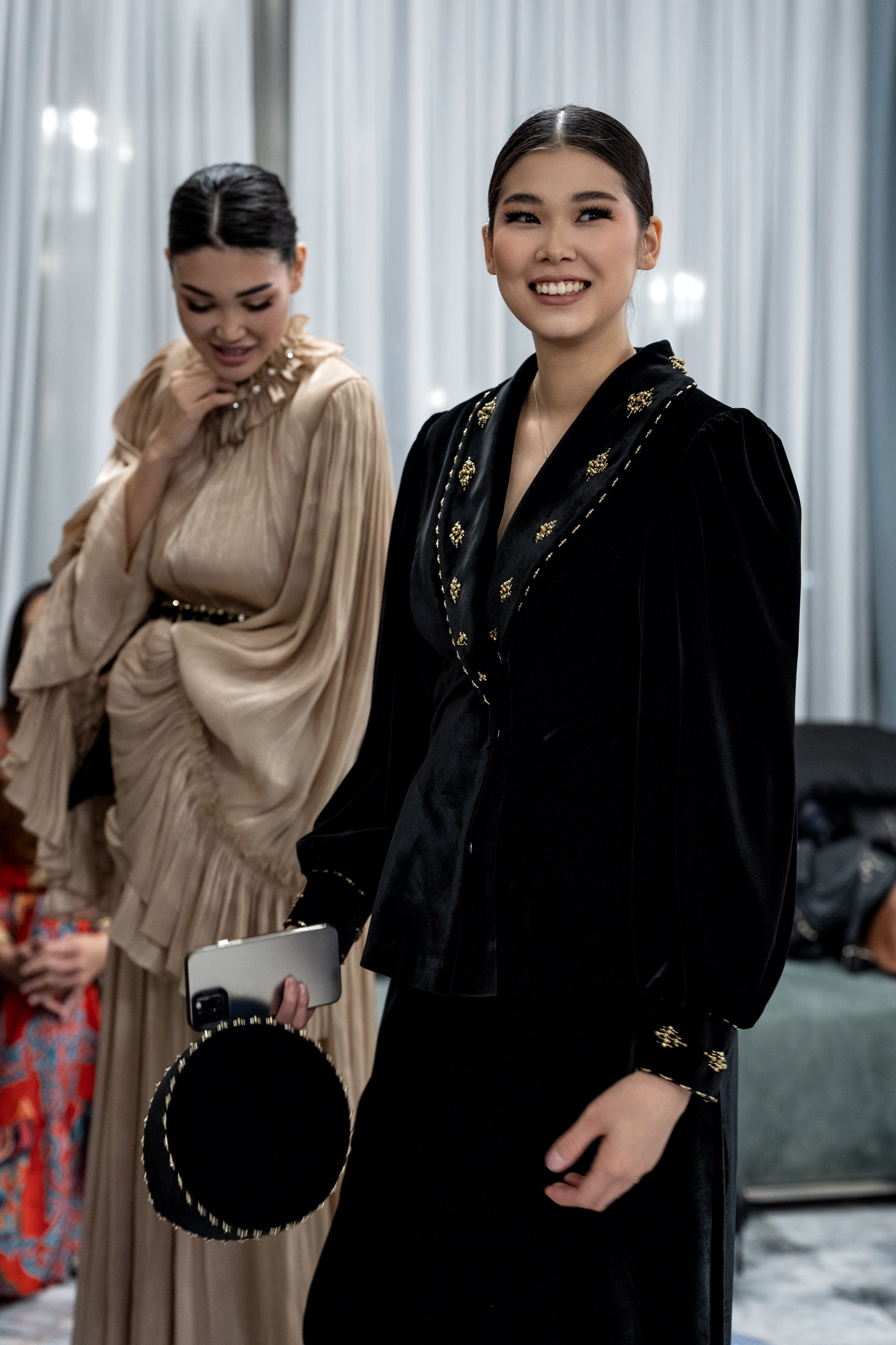 Backstage. Сайт Алматинского НЮ АРТ, будуар и фэшн фотографа Дениса Карпенко