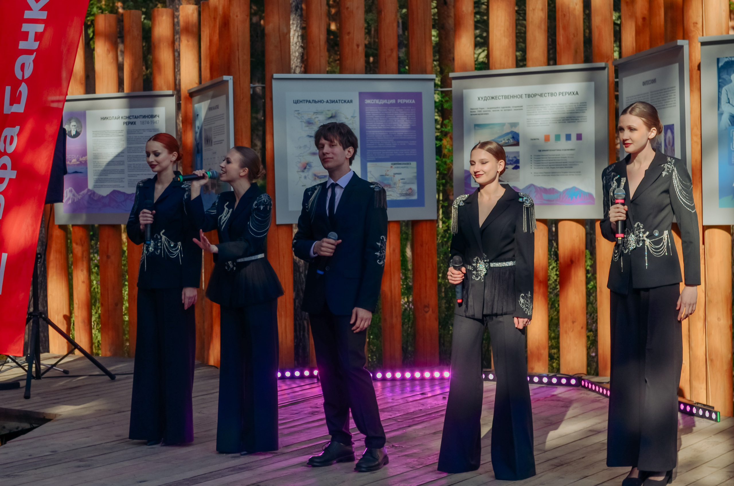 Фестиваль «Цветение Маральника на Алтае 2025». Фоторепортаж. Денисова Аля — фотограф для парных съемок и индивидуальных историй в Барнауле