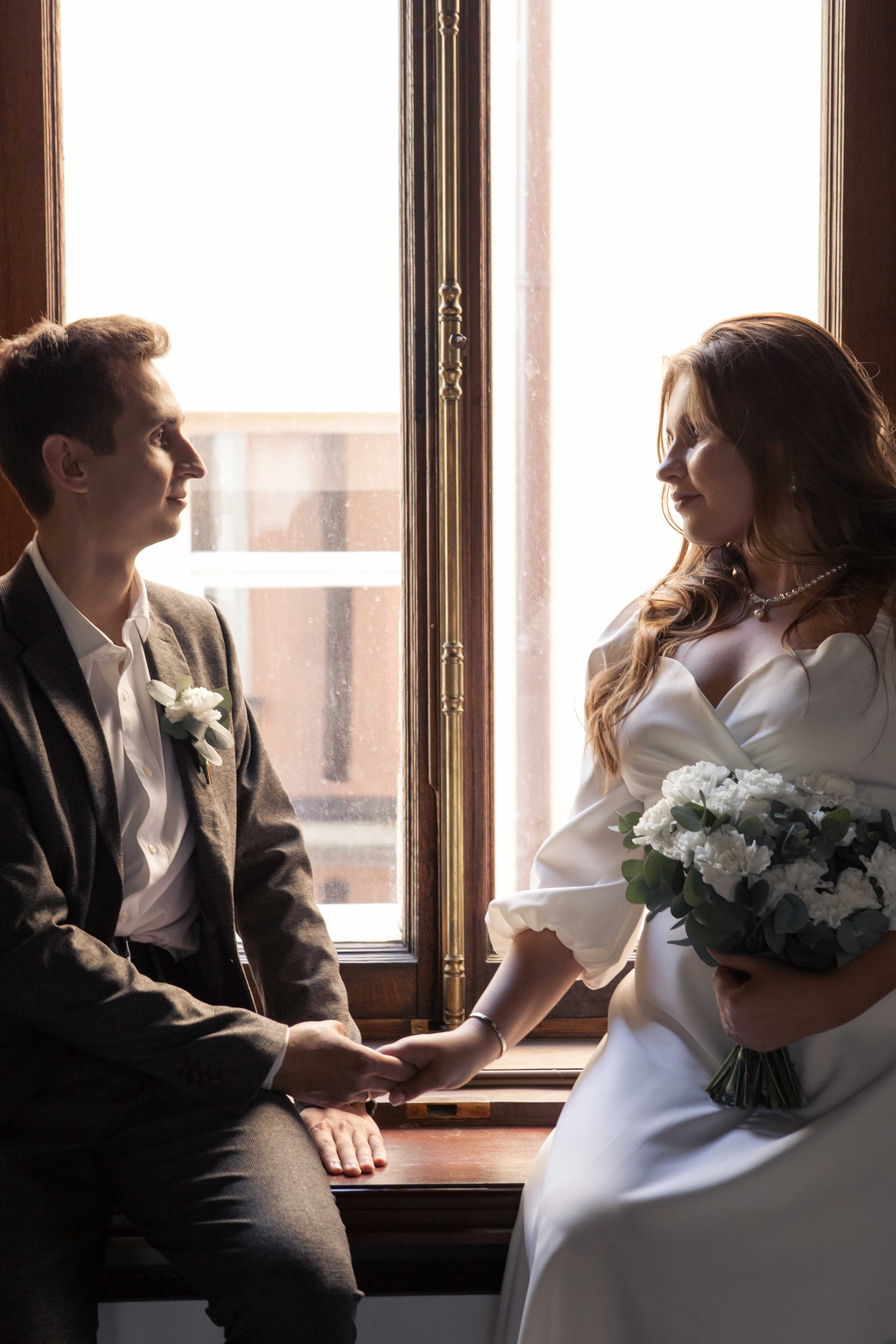 Свадебная фотосессия в Москве в отеле. Фотограф Валерия Горбунова Подольск Бутово Видное Щербинка