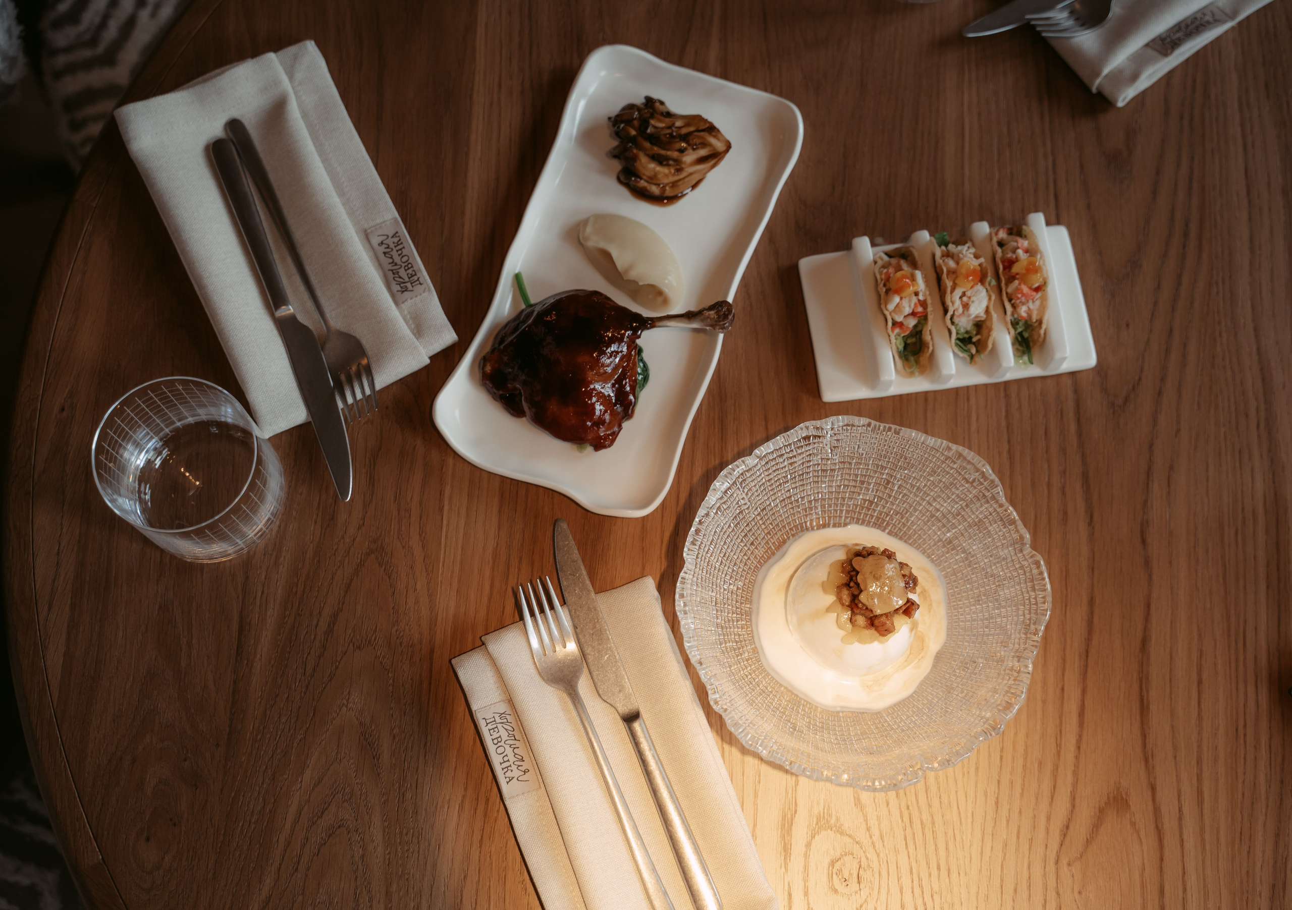 Хорошая девочка / Открытие ресторана в Казани. Саша Копылов, фотограф в Казани