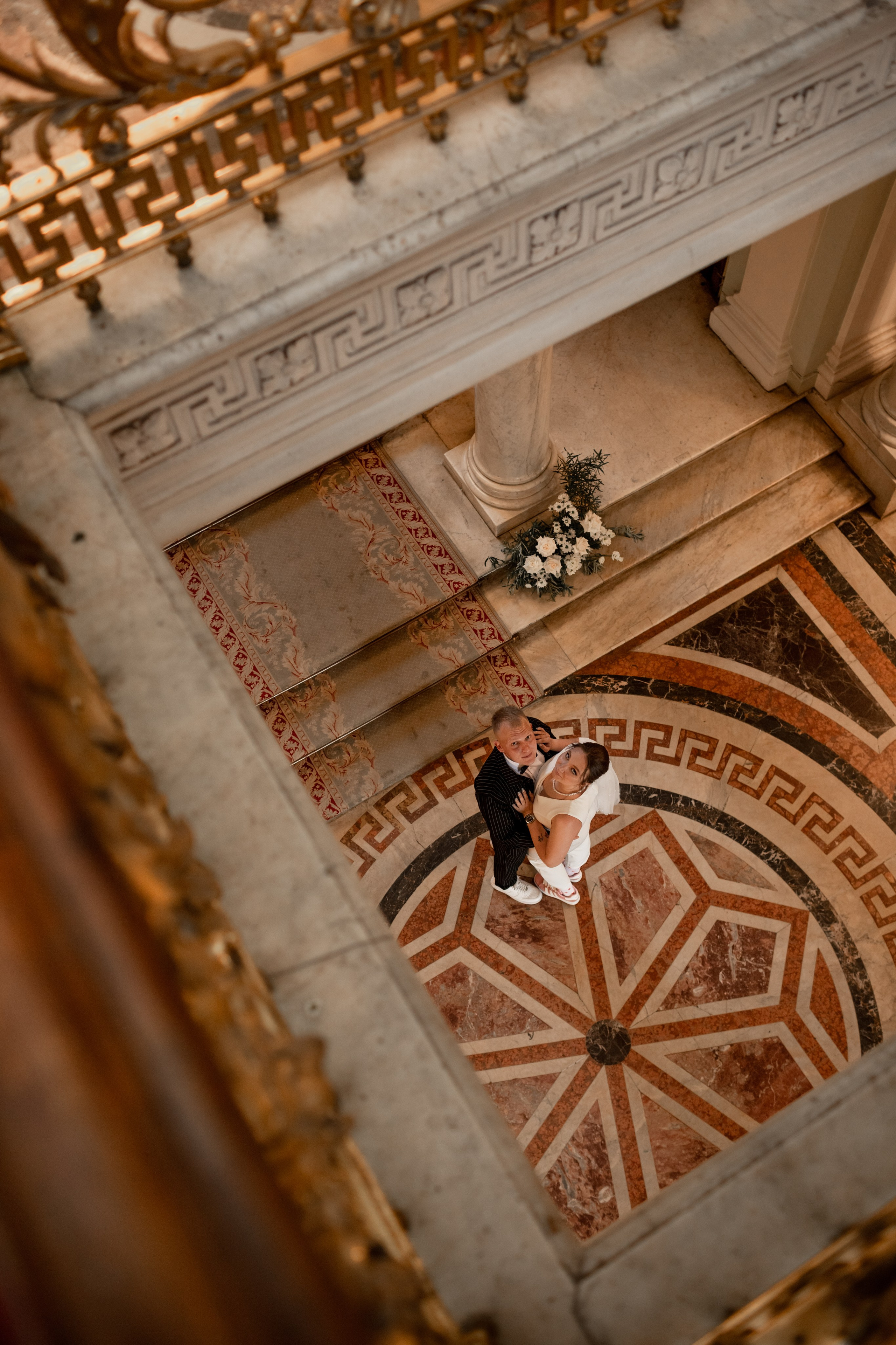 Свадебная фотосессия в центре Петербурга. Свадебный фотограф Кирилл Белый