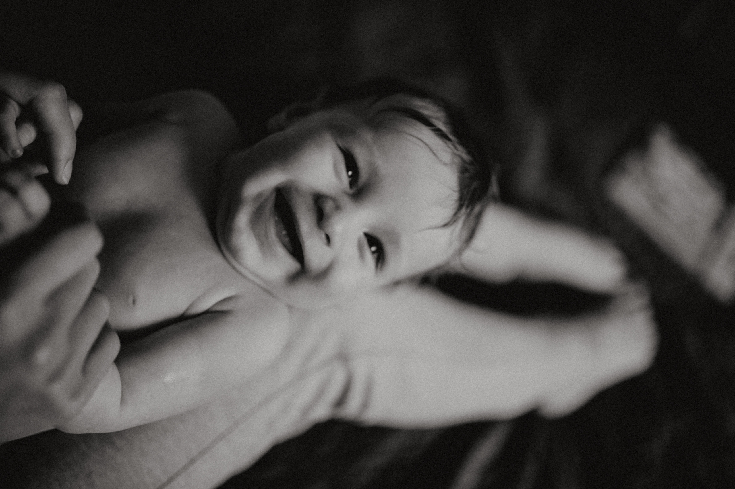 Оля и малыш дома. Семейный, детский фотограф, видеограф. Город Владивосток Рубцова Юлия