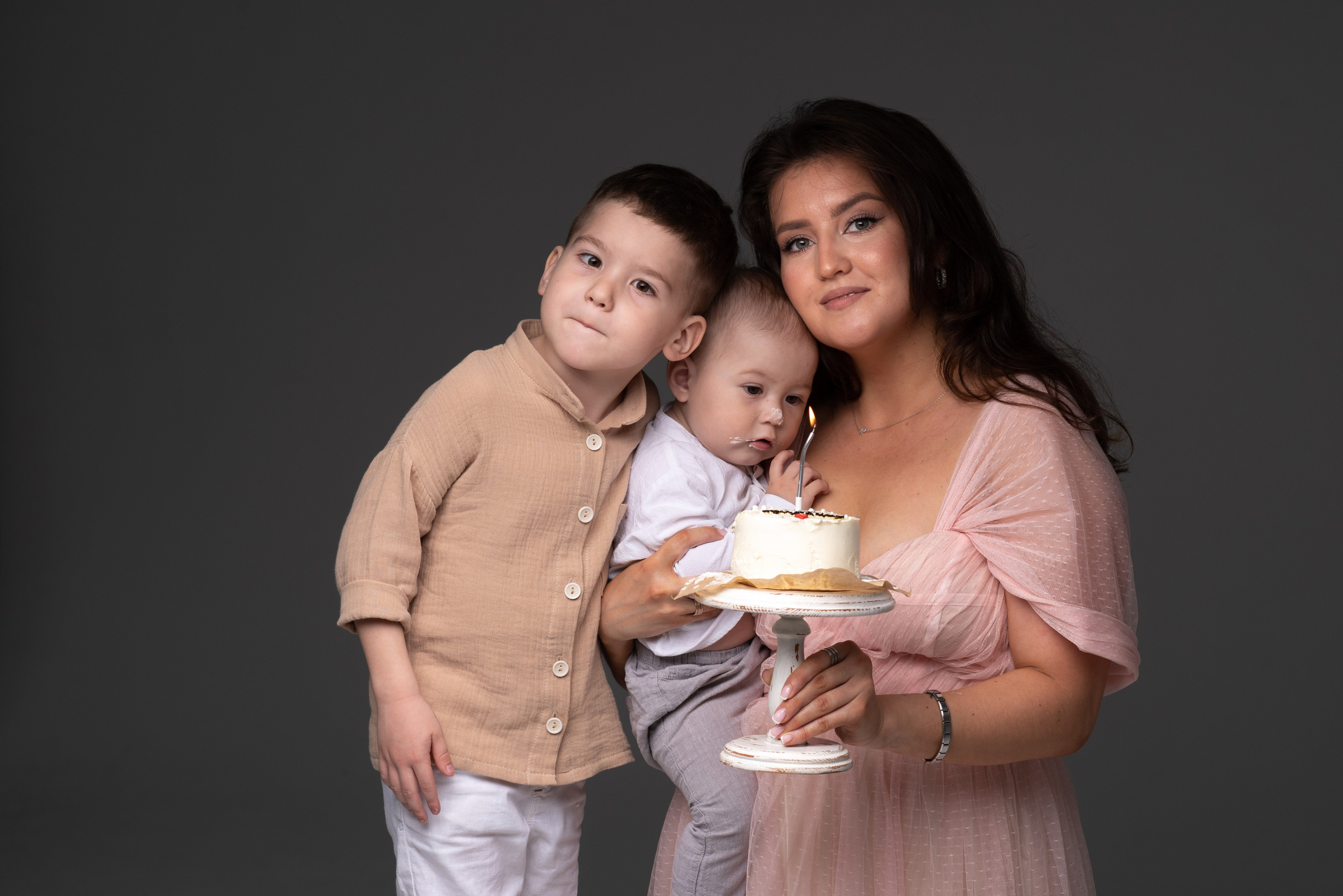 Циклорама и лаконичные студии. Фотограф Мария Усманова, Казань