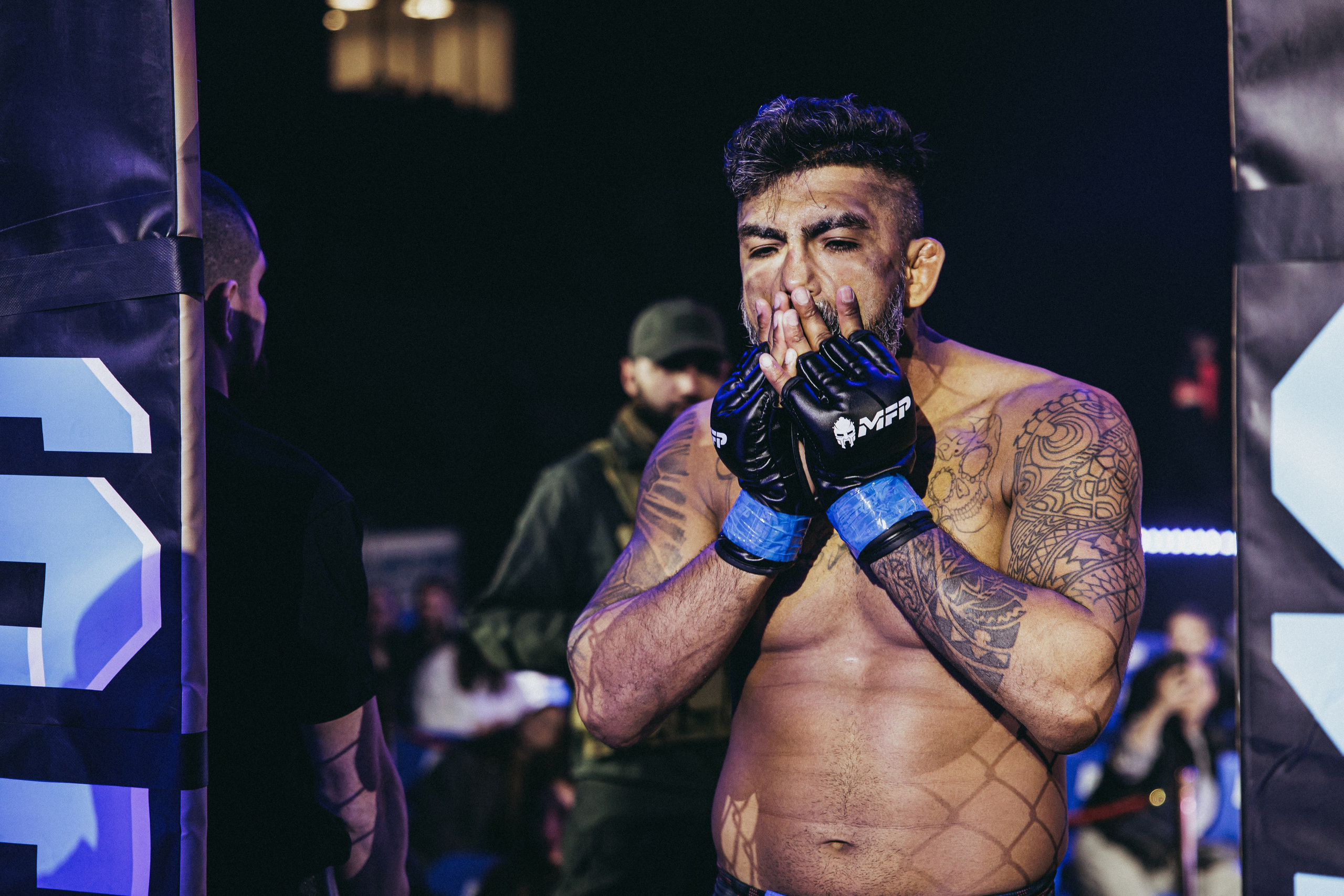 MFP255 ДУГЛАС РИБЕЙРО VS МАКСИМ БУТОРИН. Фотограф Иркутск Антипин Сергей