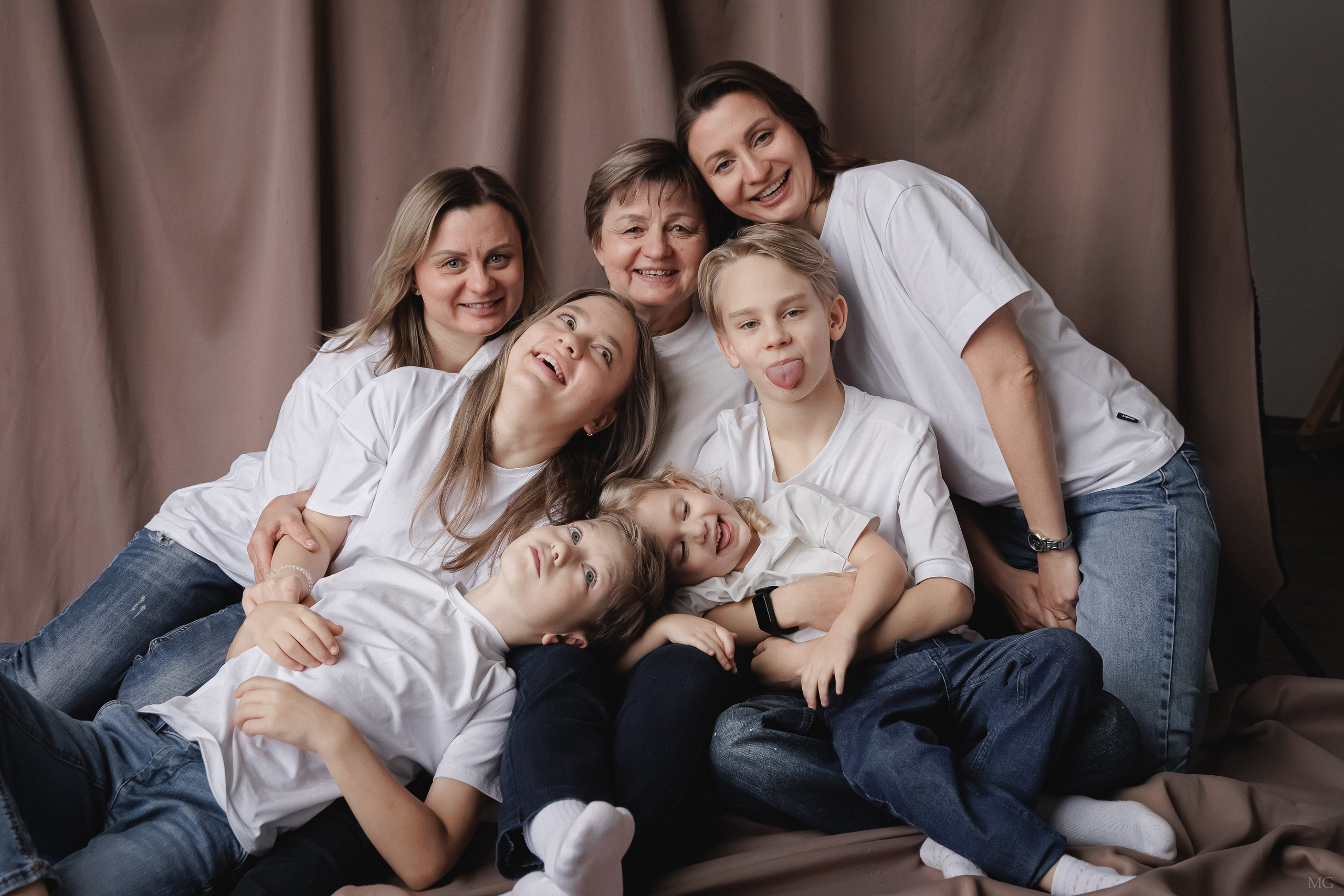 Счастье вместе. Маша Гонтарь Семейный домашний репортажный фотограф в Санкт-Петербурге