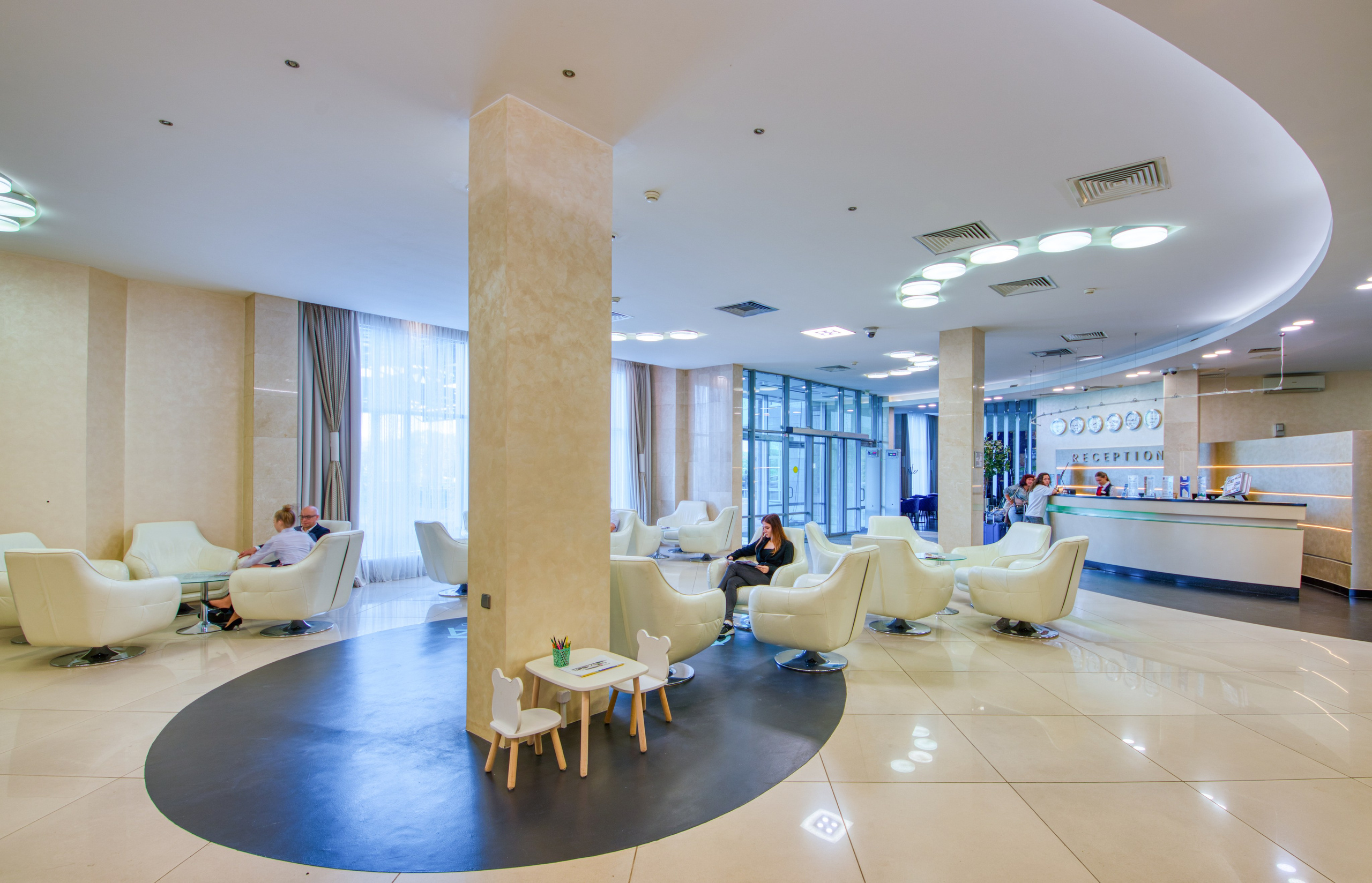 Hotel «Viktoriya». Фотограф Платон Македонский